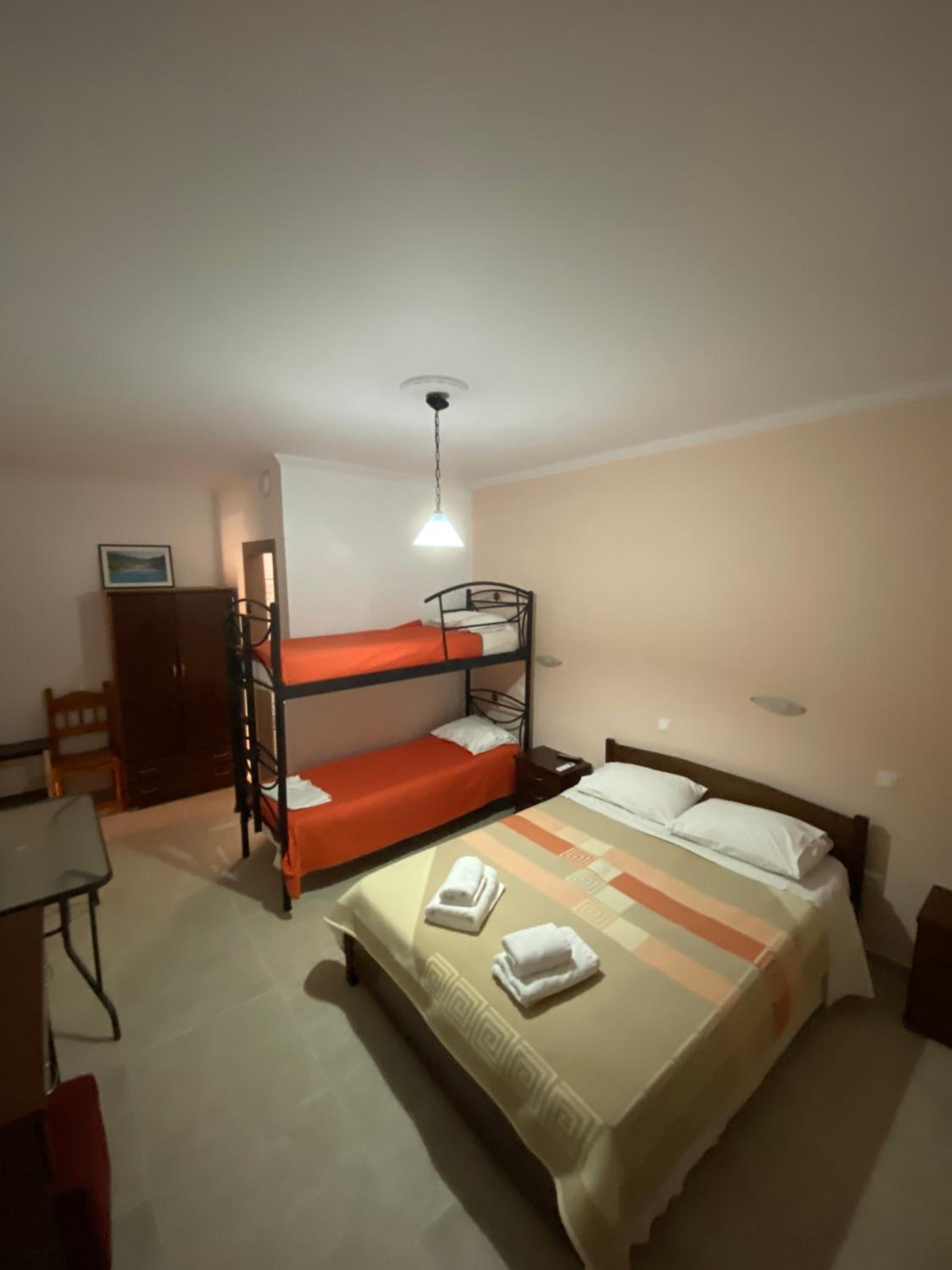 Studios&apartments Thomas