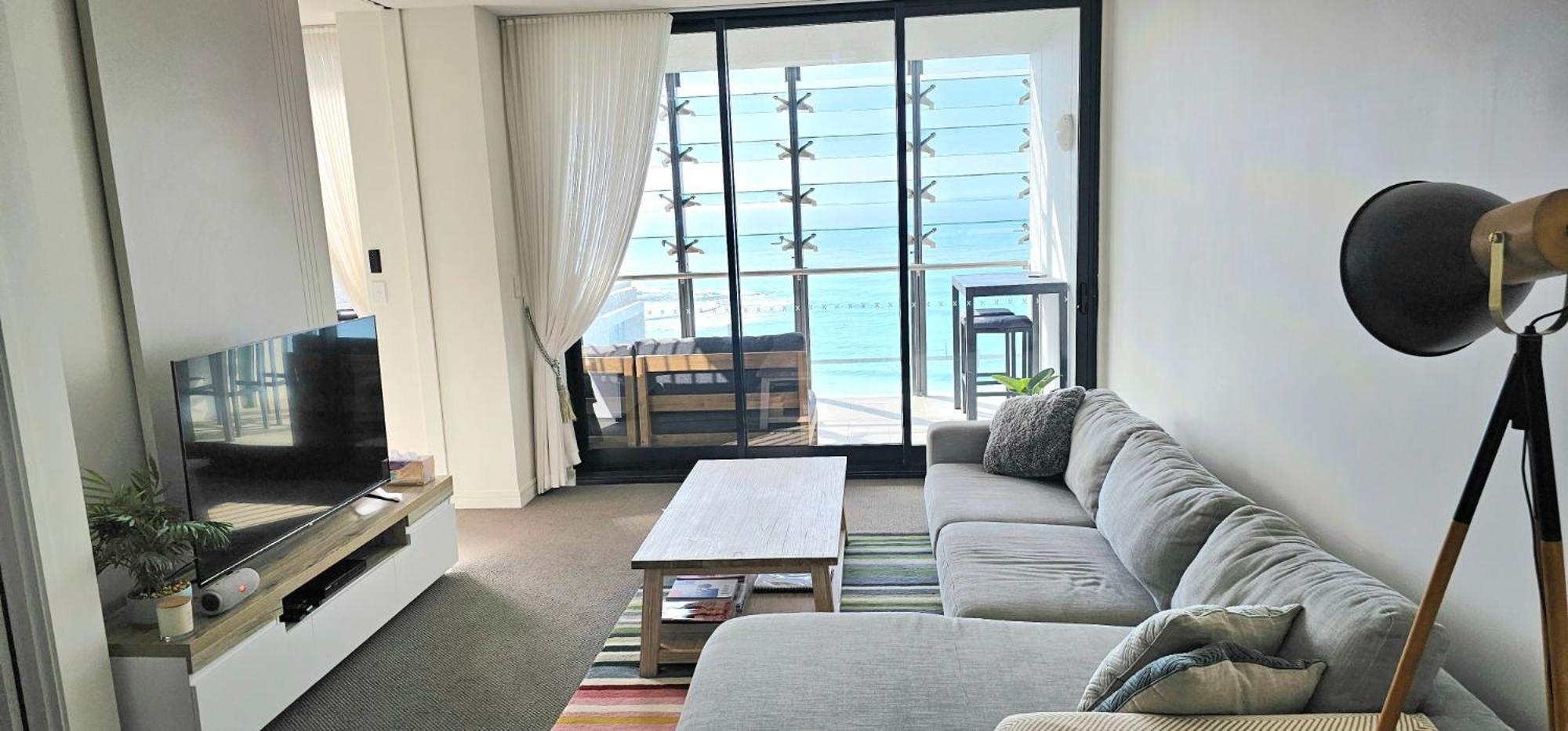 Exceptional Beach views - Luxury apartment