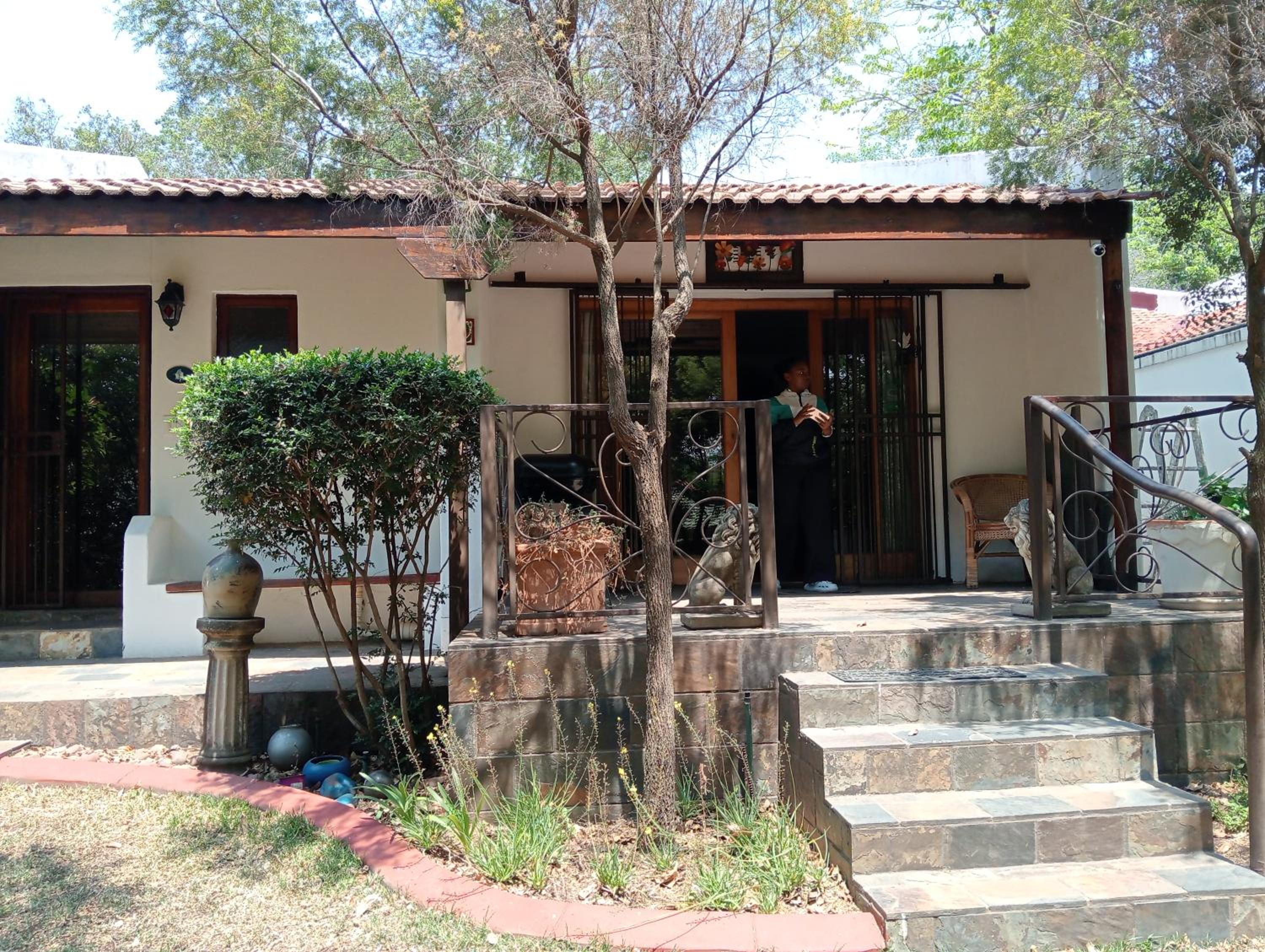 GuestHouse Oaktree Fourways view 4