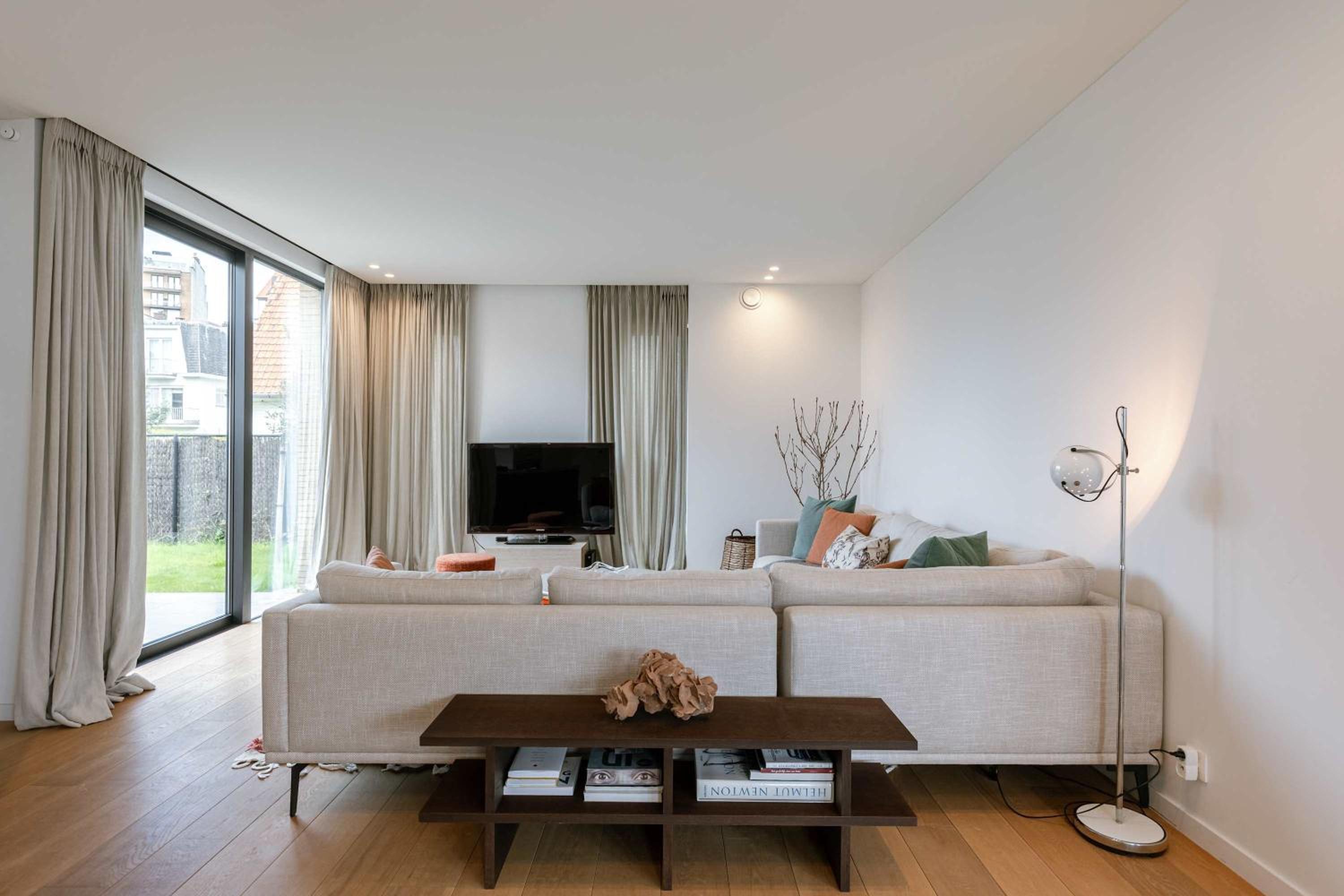 Huswell - Luxury Villa for 8 Guests Near the Beach in Knokke