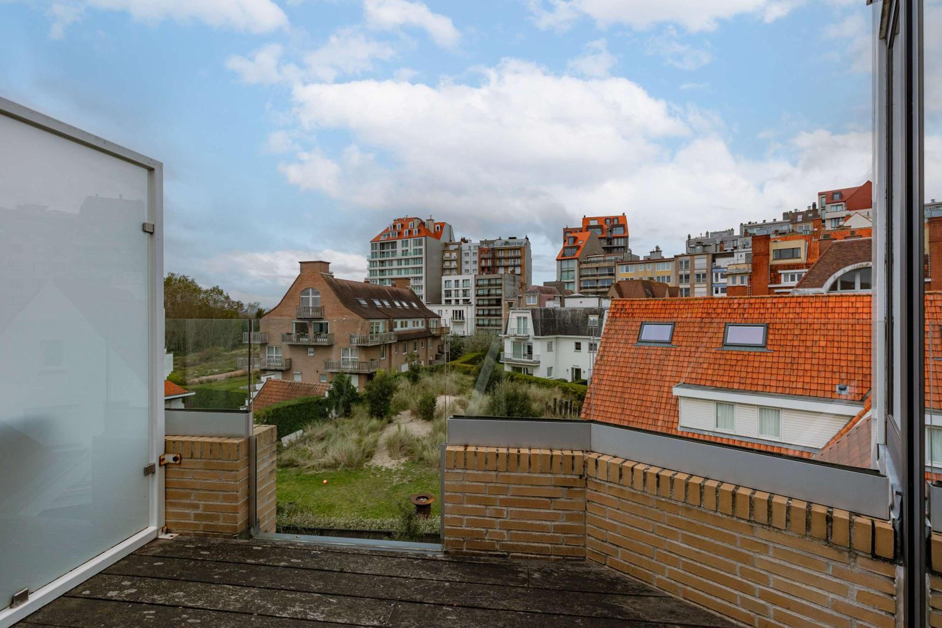 Huswell - Luxury Villa for 8 Guests Near the Beach in Knokke