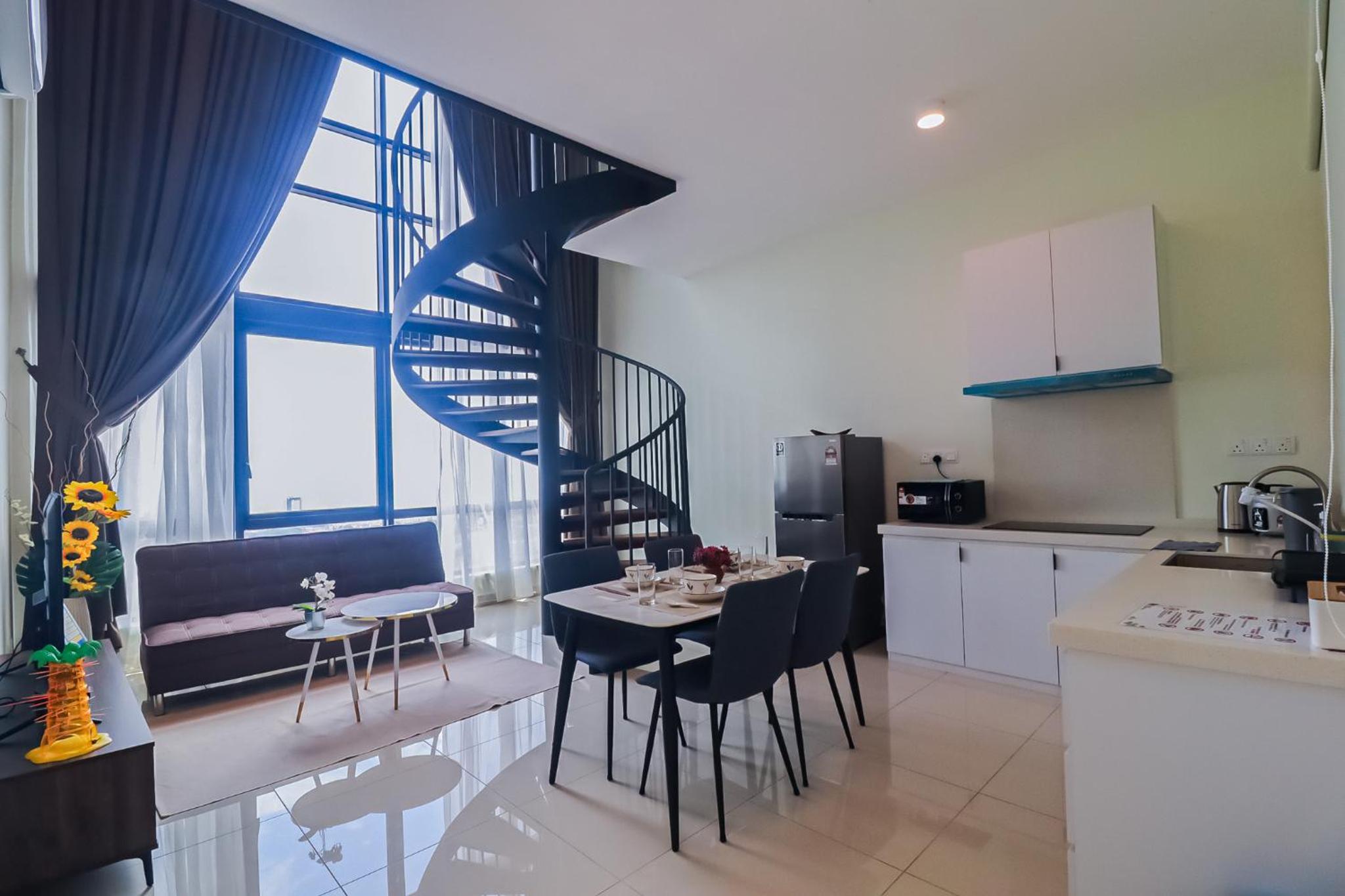 Malacca City Center Family Suite - The Apple Duplex Near Jonker photo 3