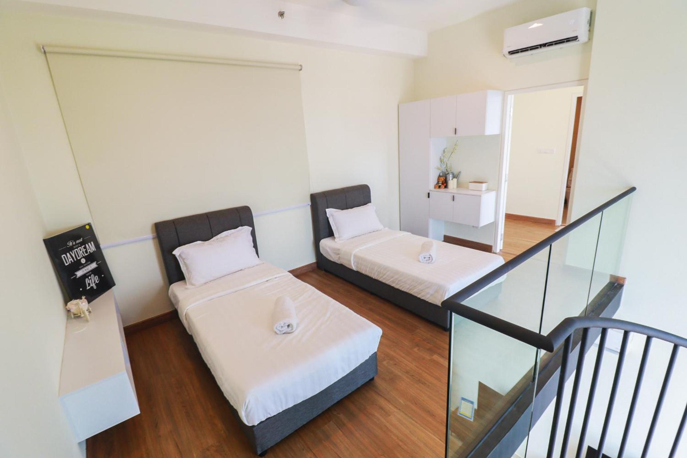 Malacca City Center Family Suite - The Apple Duplex Near Jonker photo 7