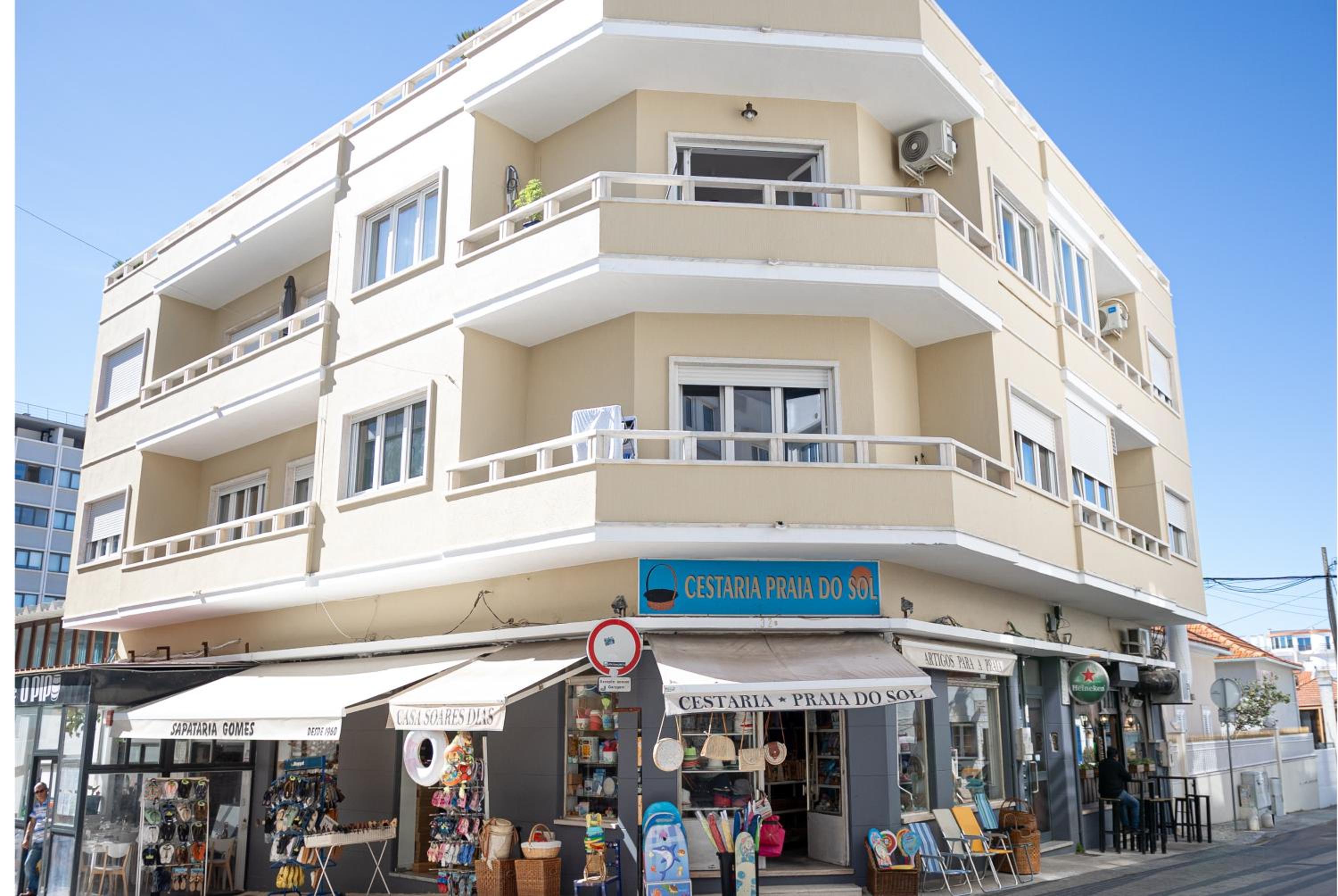 Capitão Ribeiro Surf House
