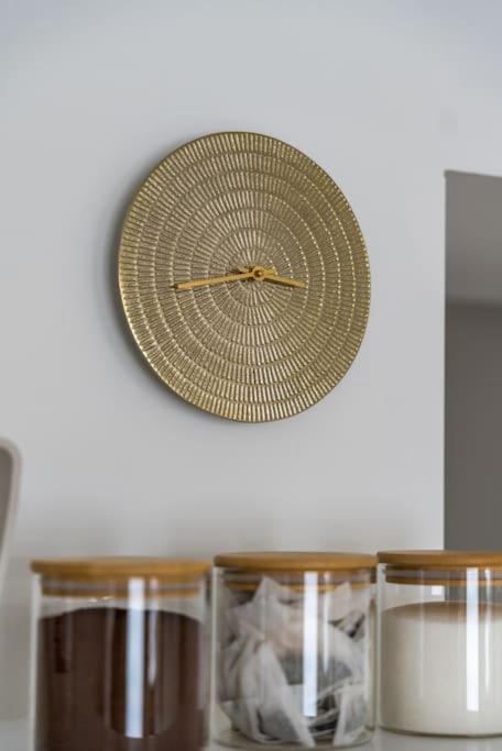 Chic Contemporary Cotswold Pad- heart of Stow