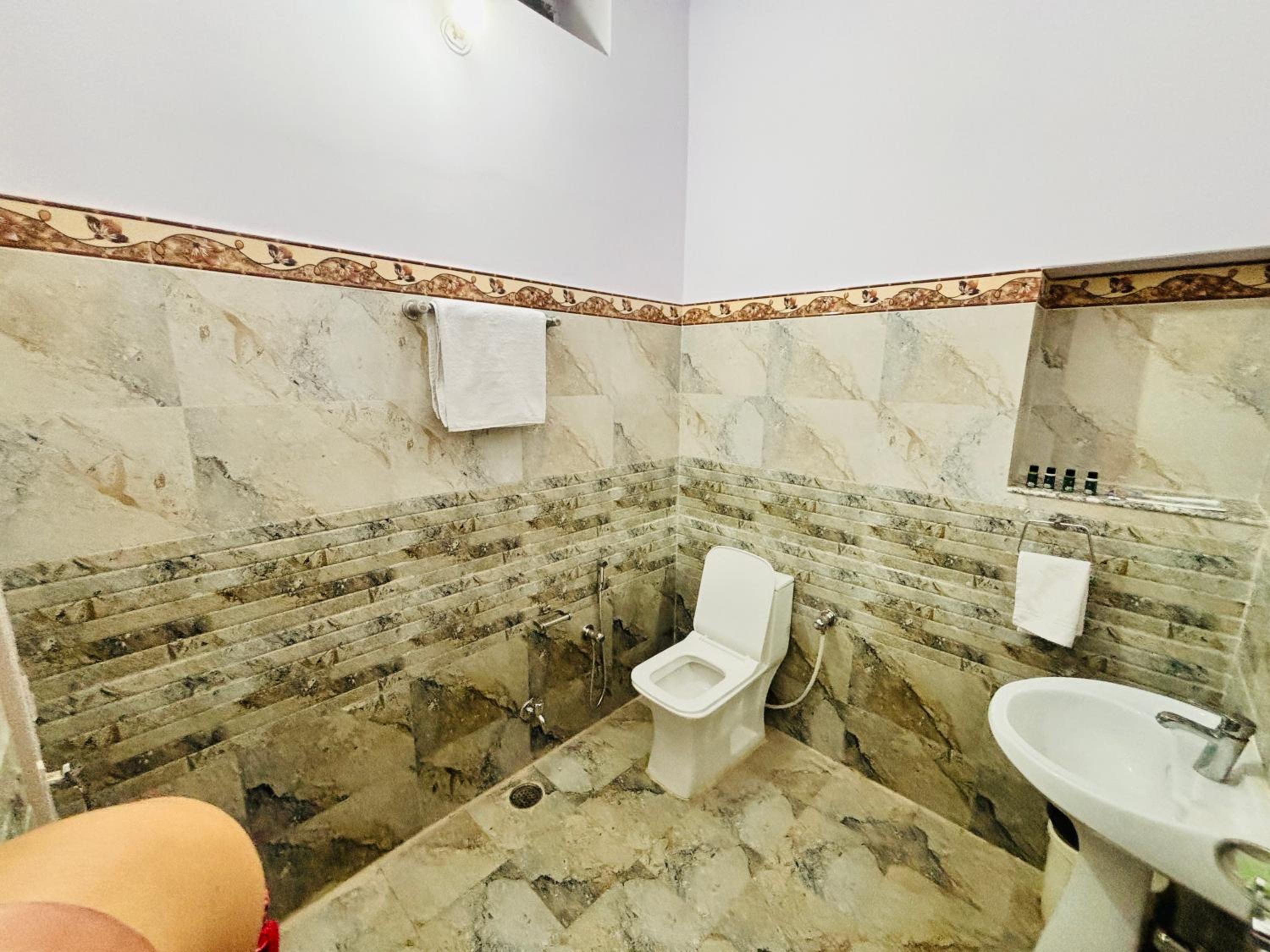 Liliyan Palace Guest house