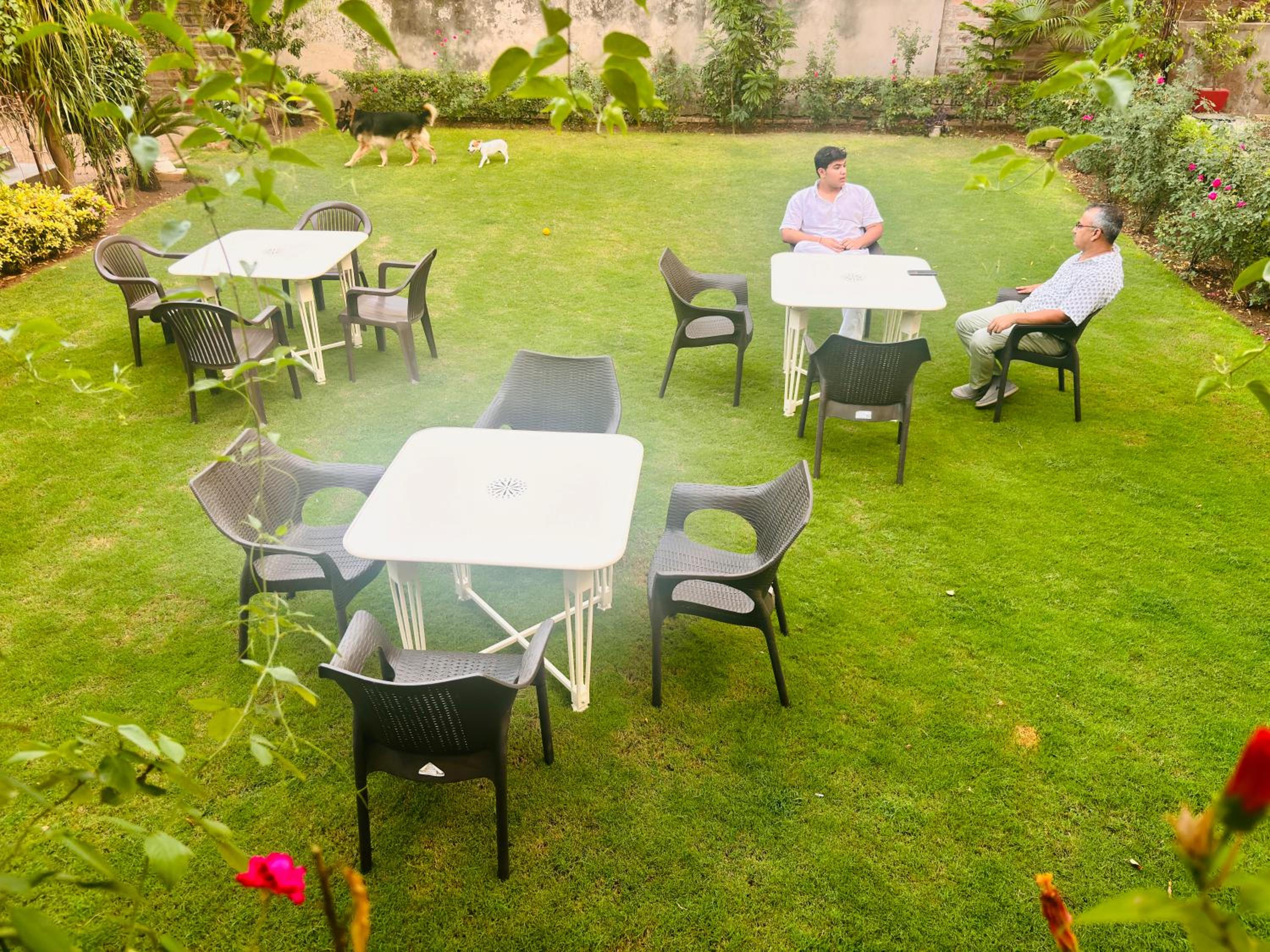 Liliyan Palace Guest house