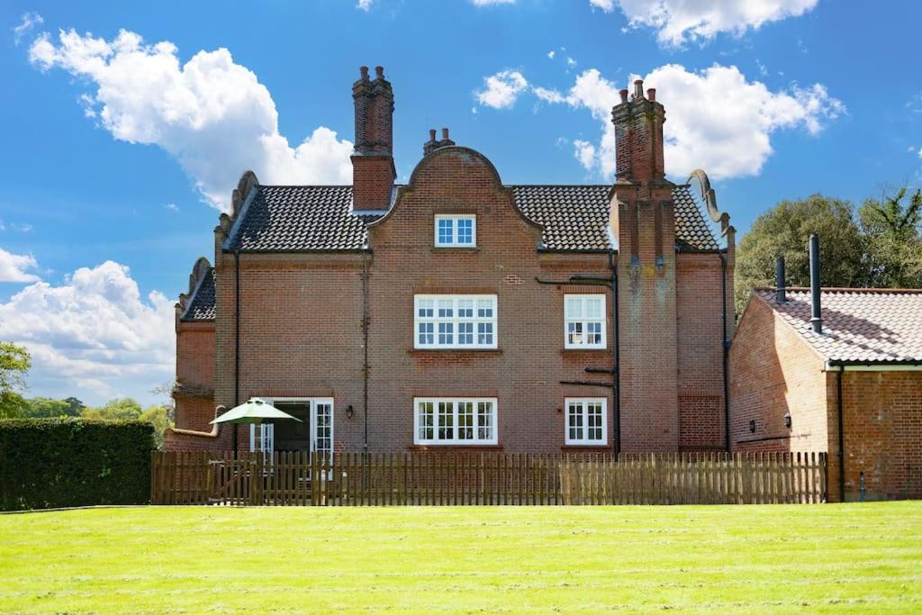 Upper Wing - Norfolk Cottage Agency view 5