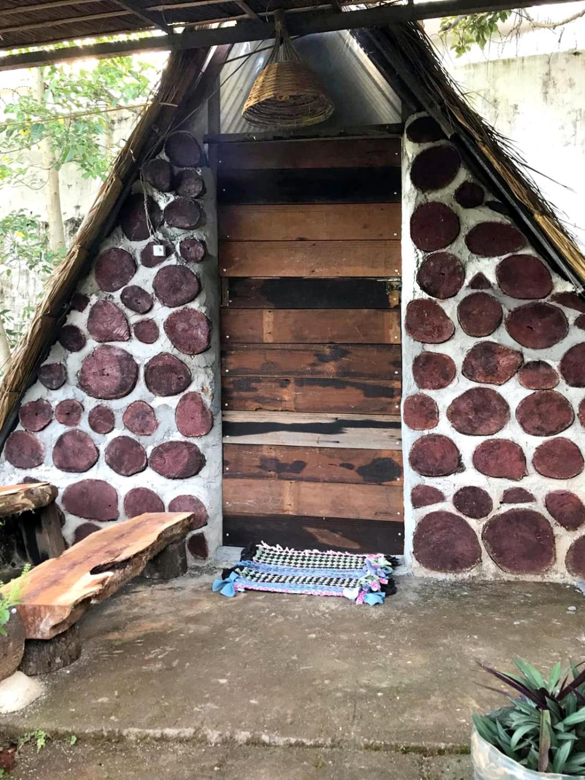 Backpacker Hostel and Jungle Trekking