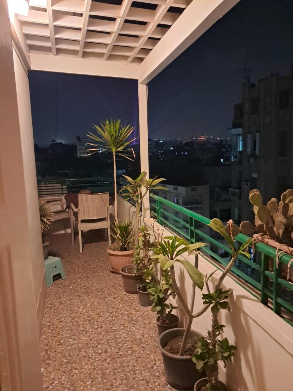 Artistic apartment with a terrace in Downtown