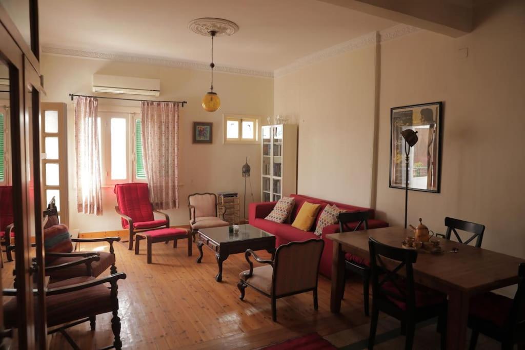 Artistic apartment with a terrace in Downtown