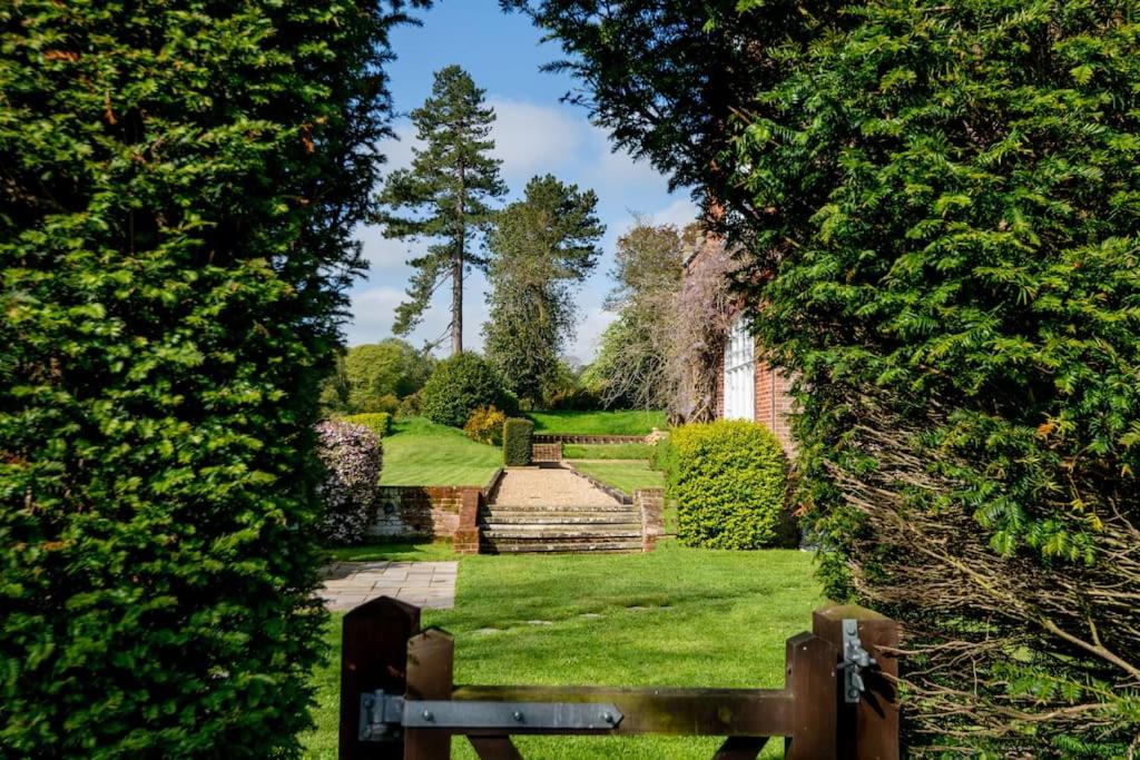 Gresham Hall - Norfolk Cottage Agency view 5