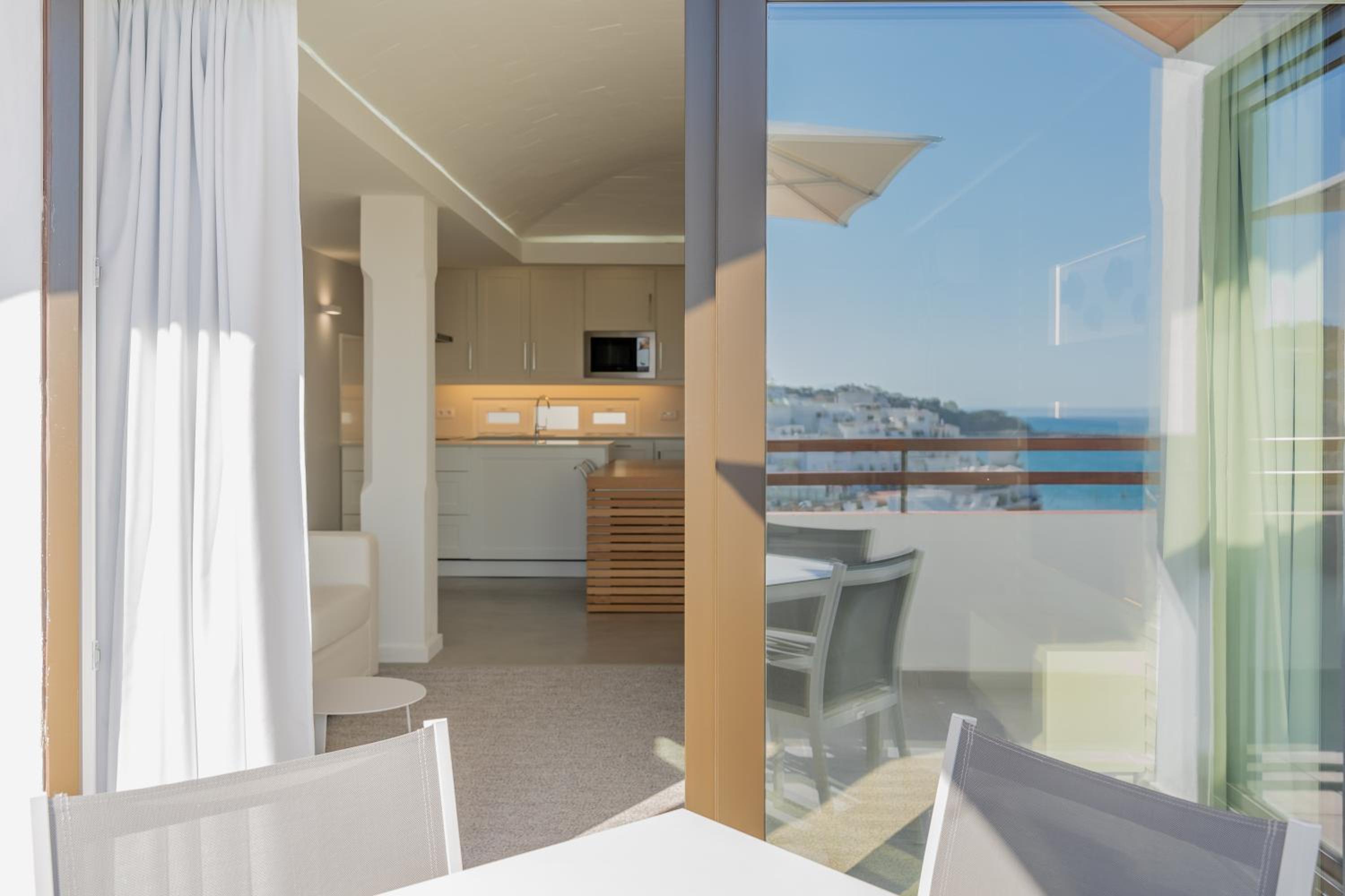 MUPA Apartments
