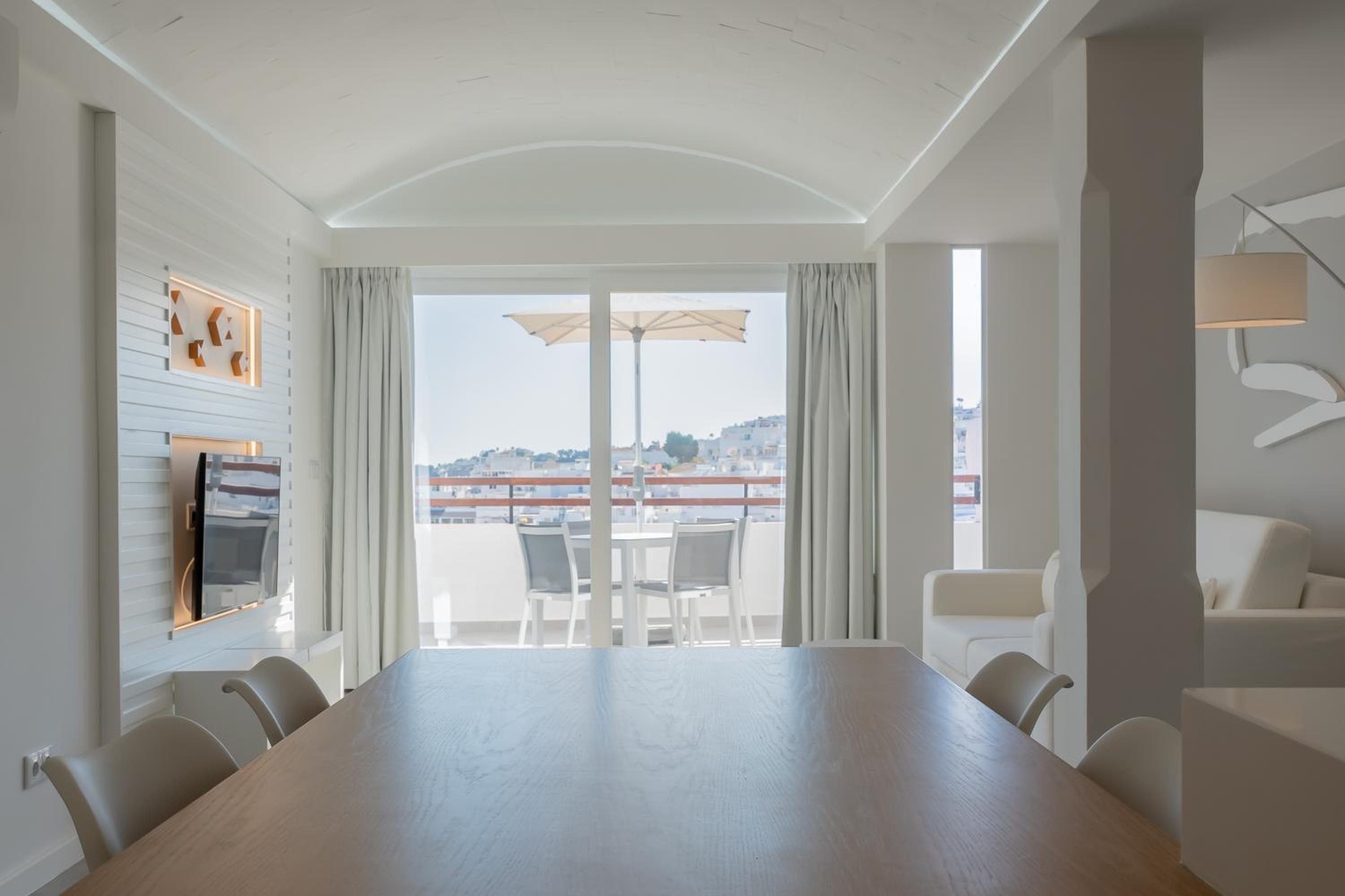 MUPA Apartments
