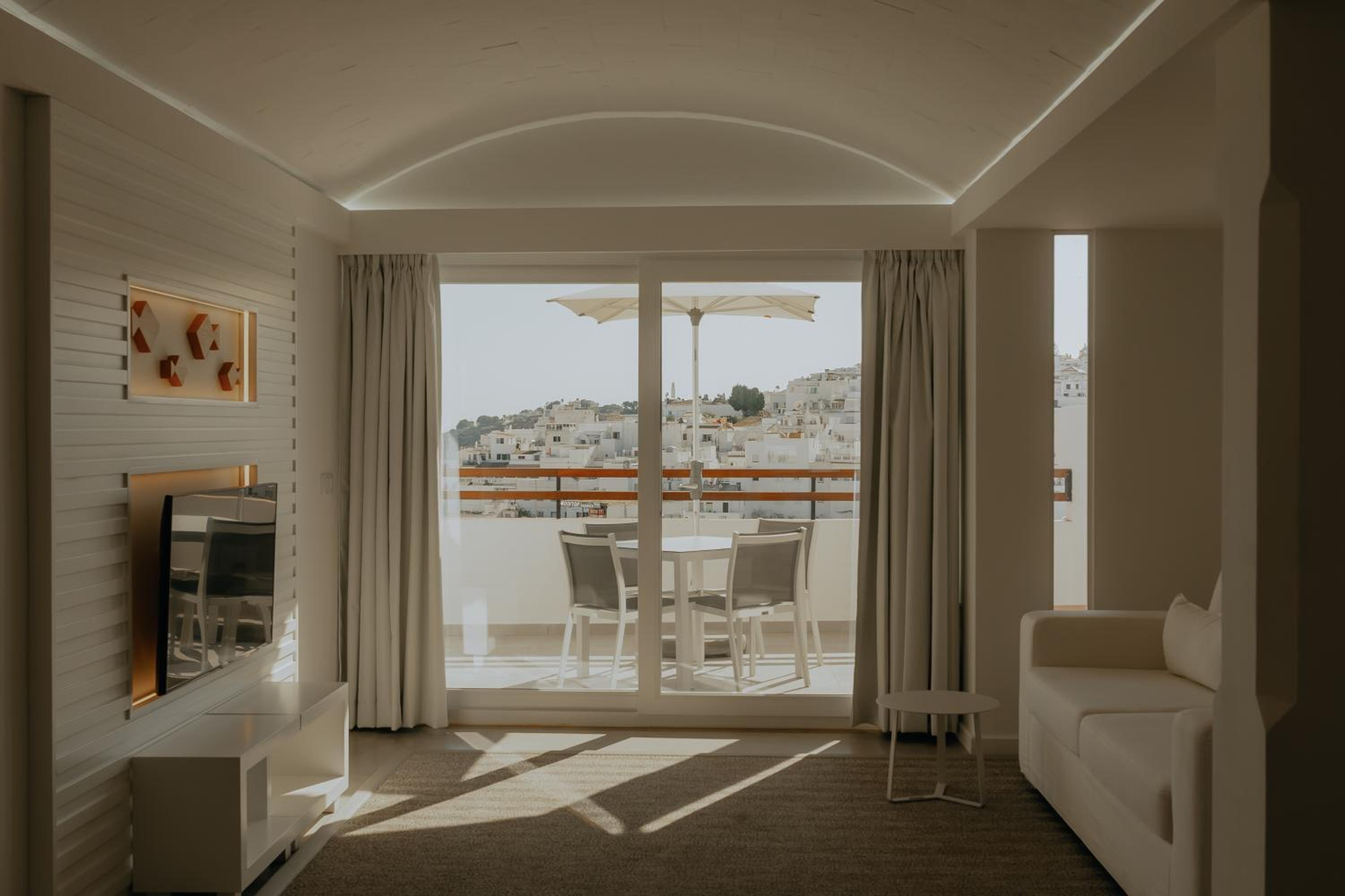 MUPA Apartments