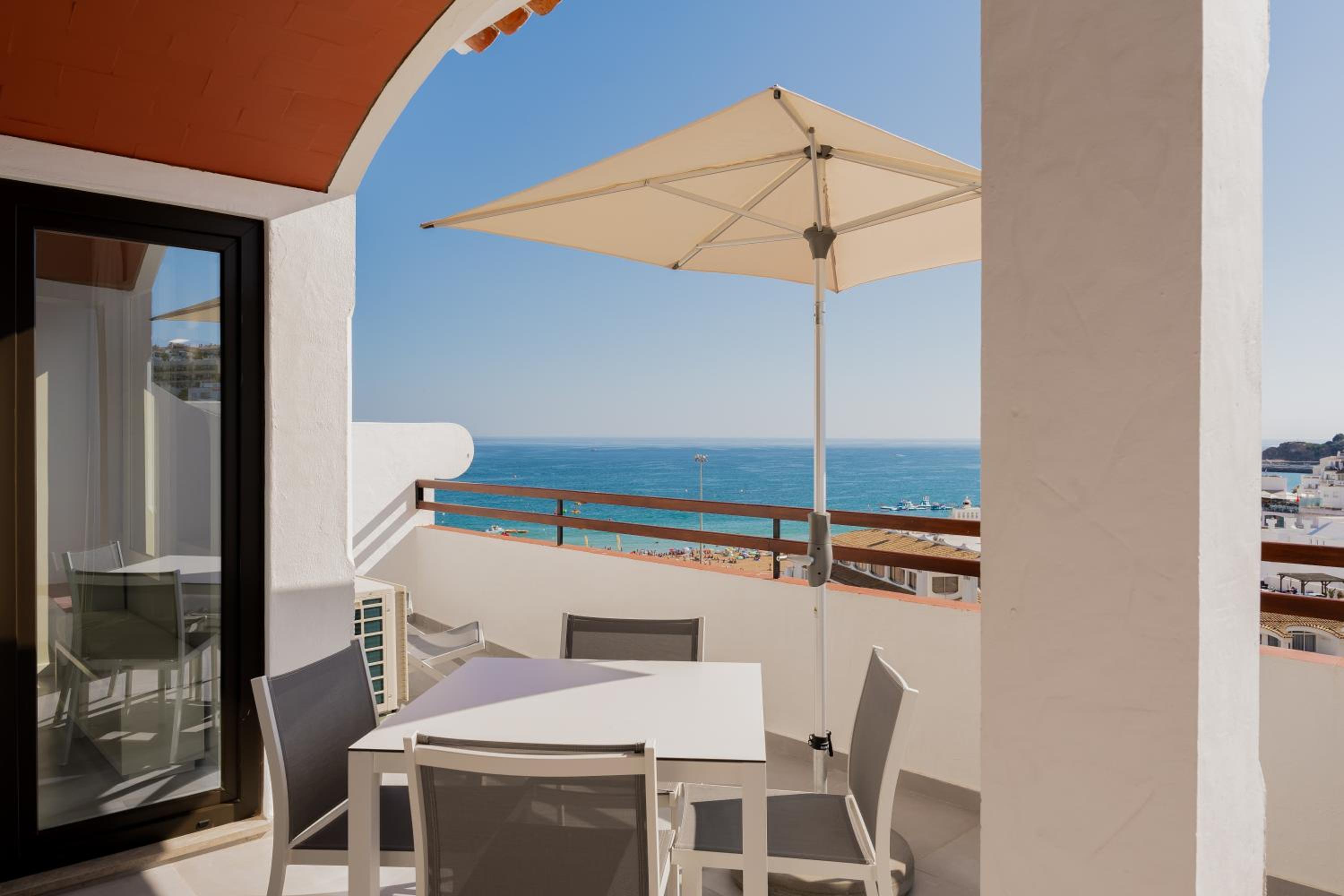 MUPA Apartments