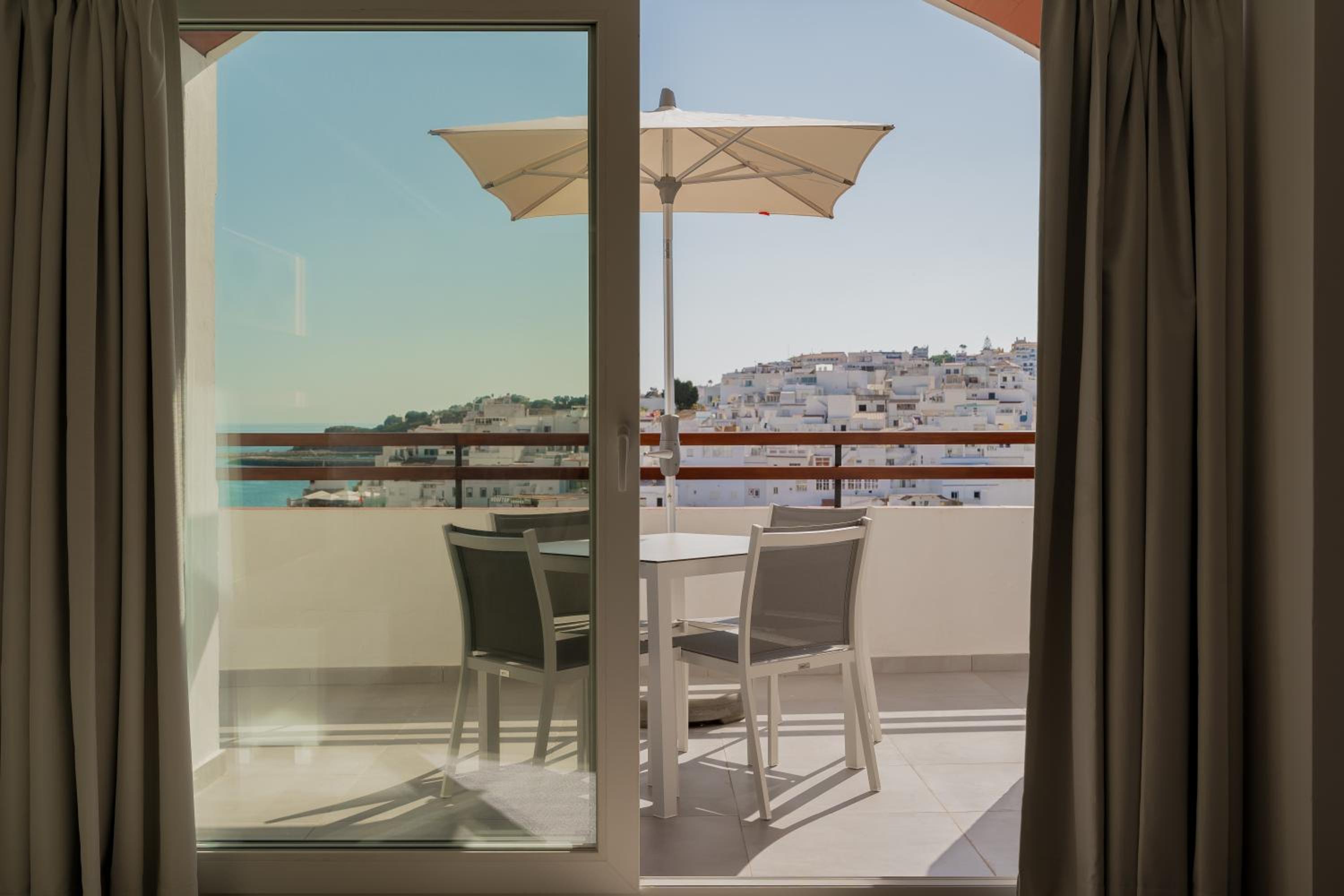 MUPA Apartments
