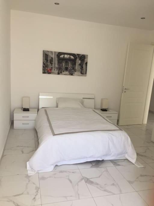 Brand new modern 2 bed 2 bath apt in St Julian's view 2
