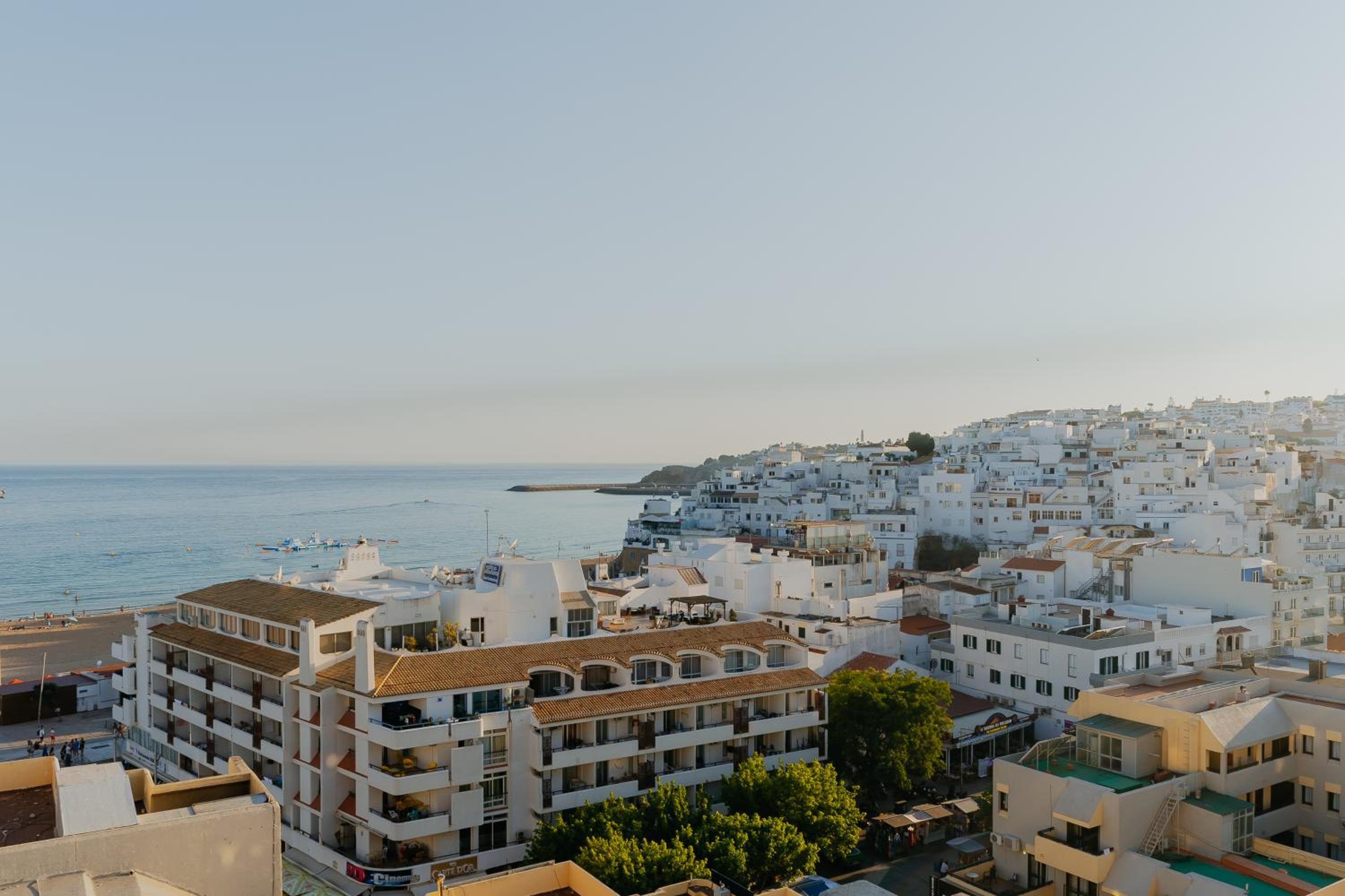 MUPA Apartments