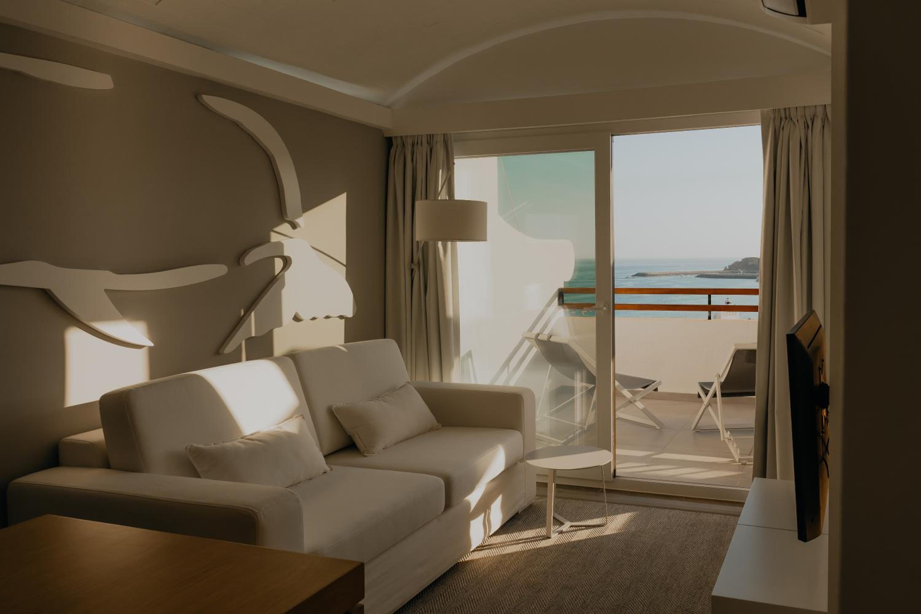 MUPA Apartments
