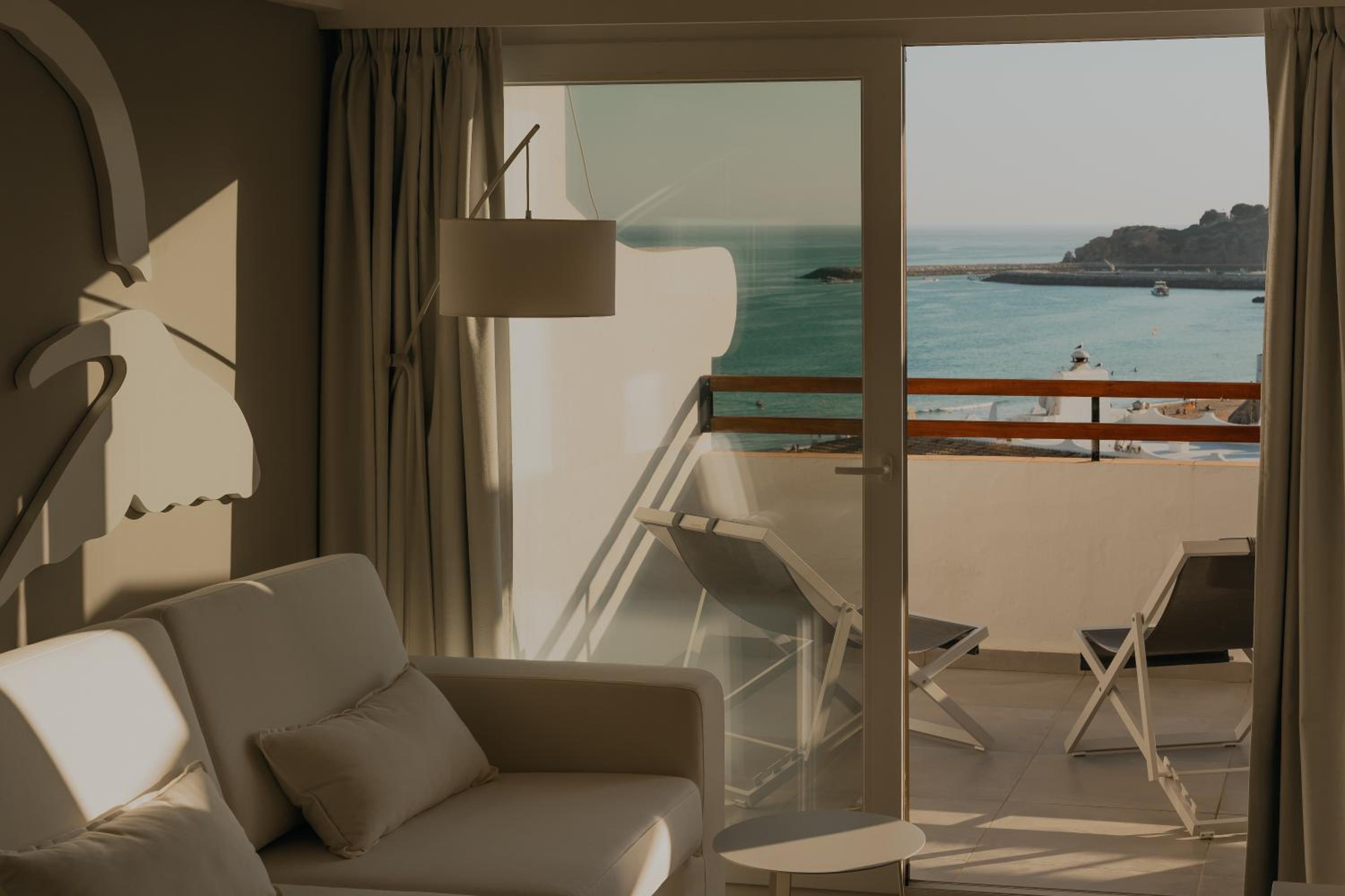 MUPA Apartments