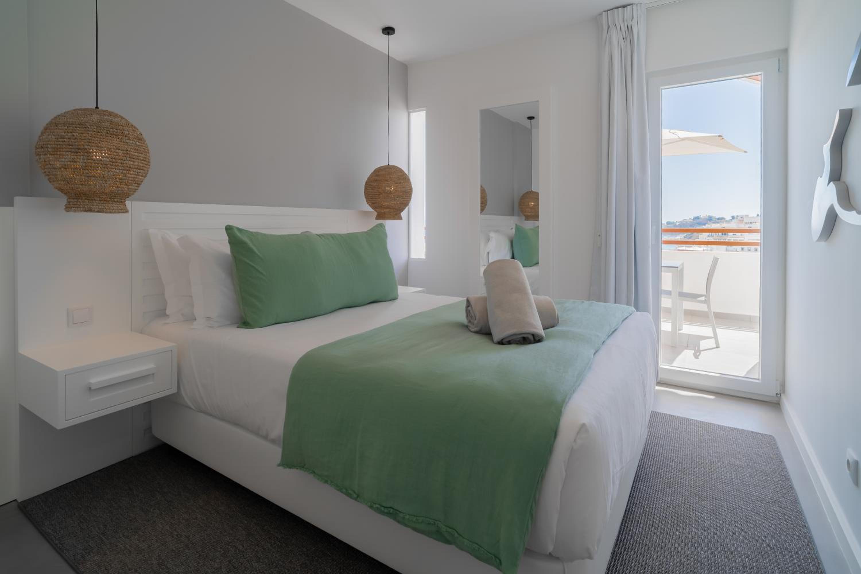 MUPA Apartments