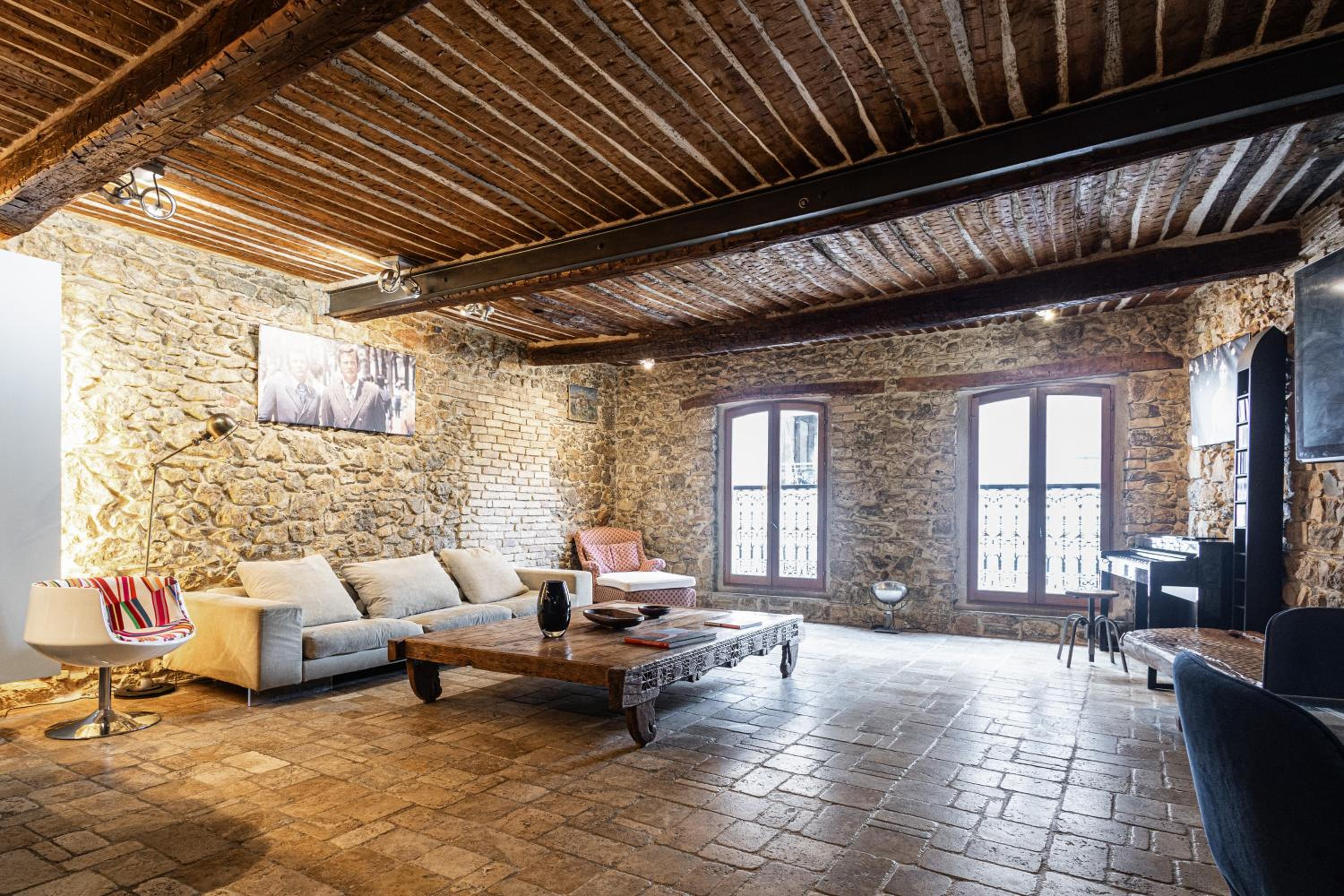 Triplex 150m2 coeur vieille ville