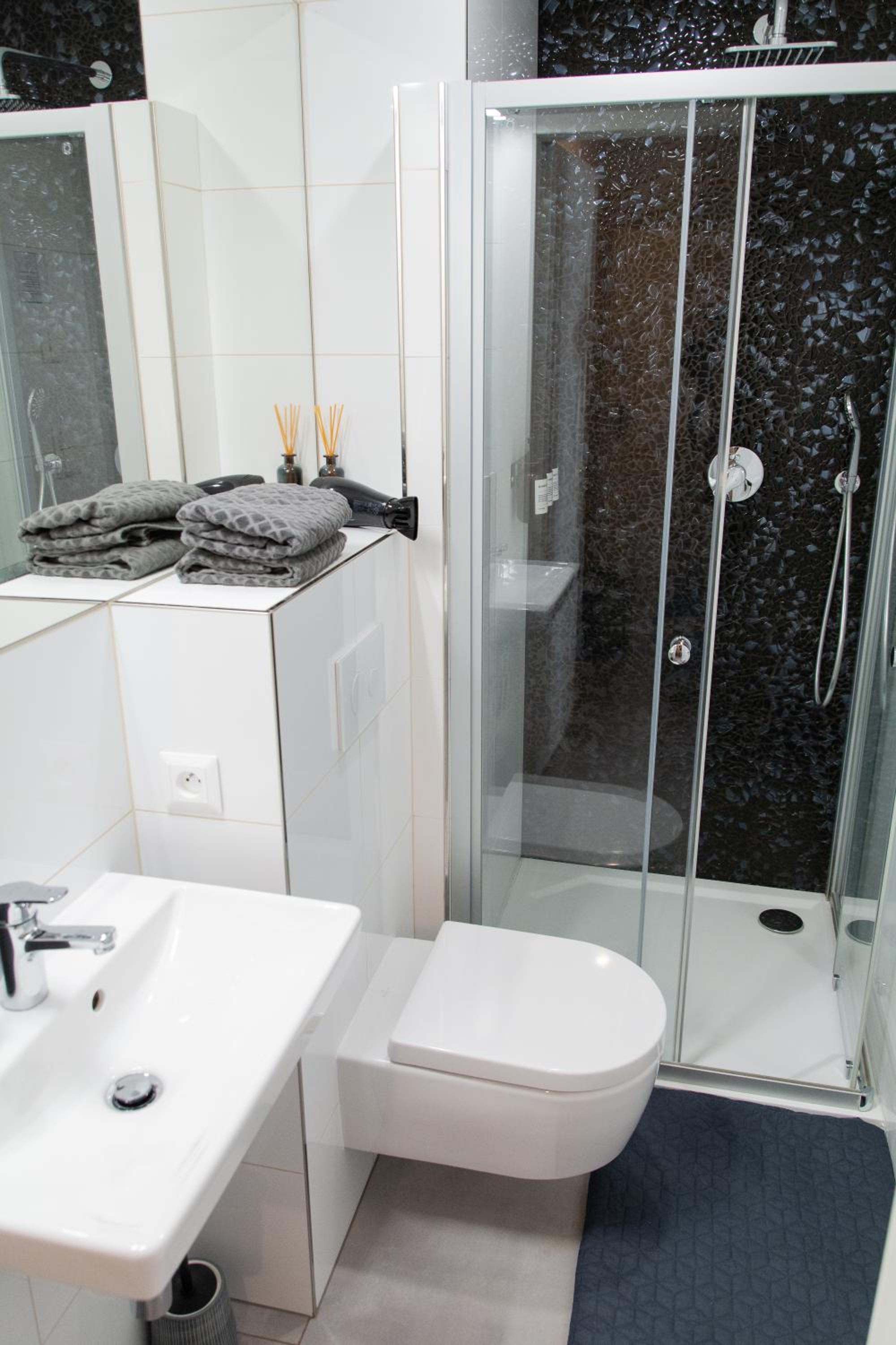 Angelo Roma - Modern Apartment by Wenceslas Square