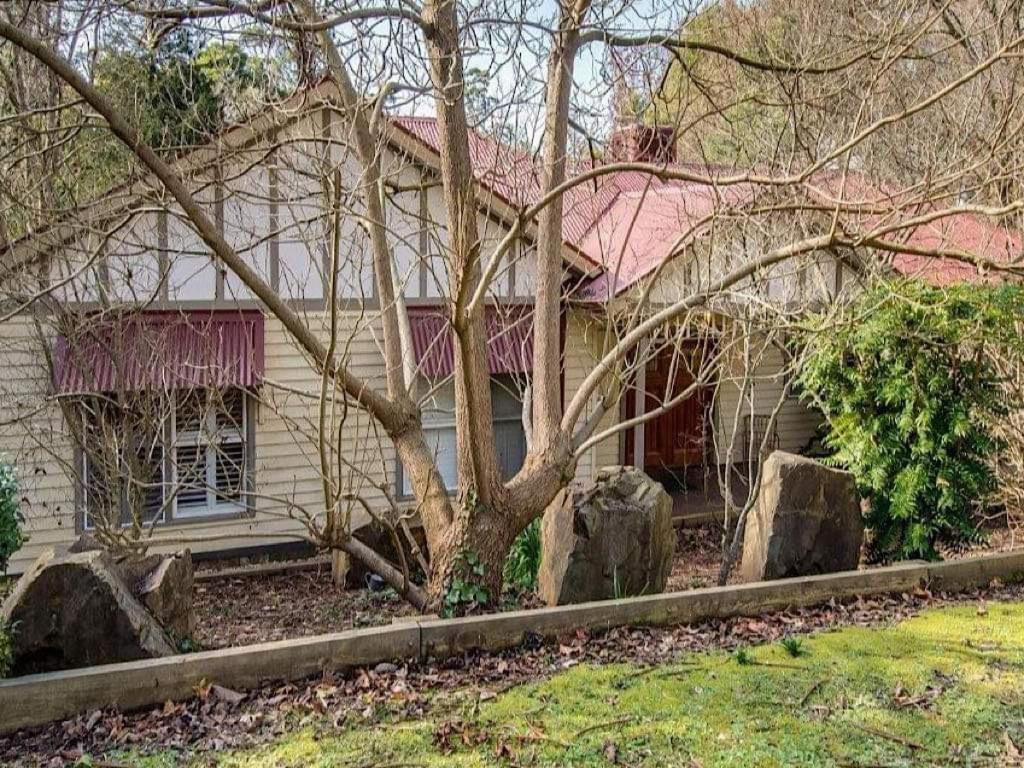 MtDandenong1378