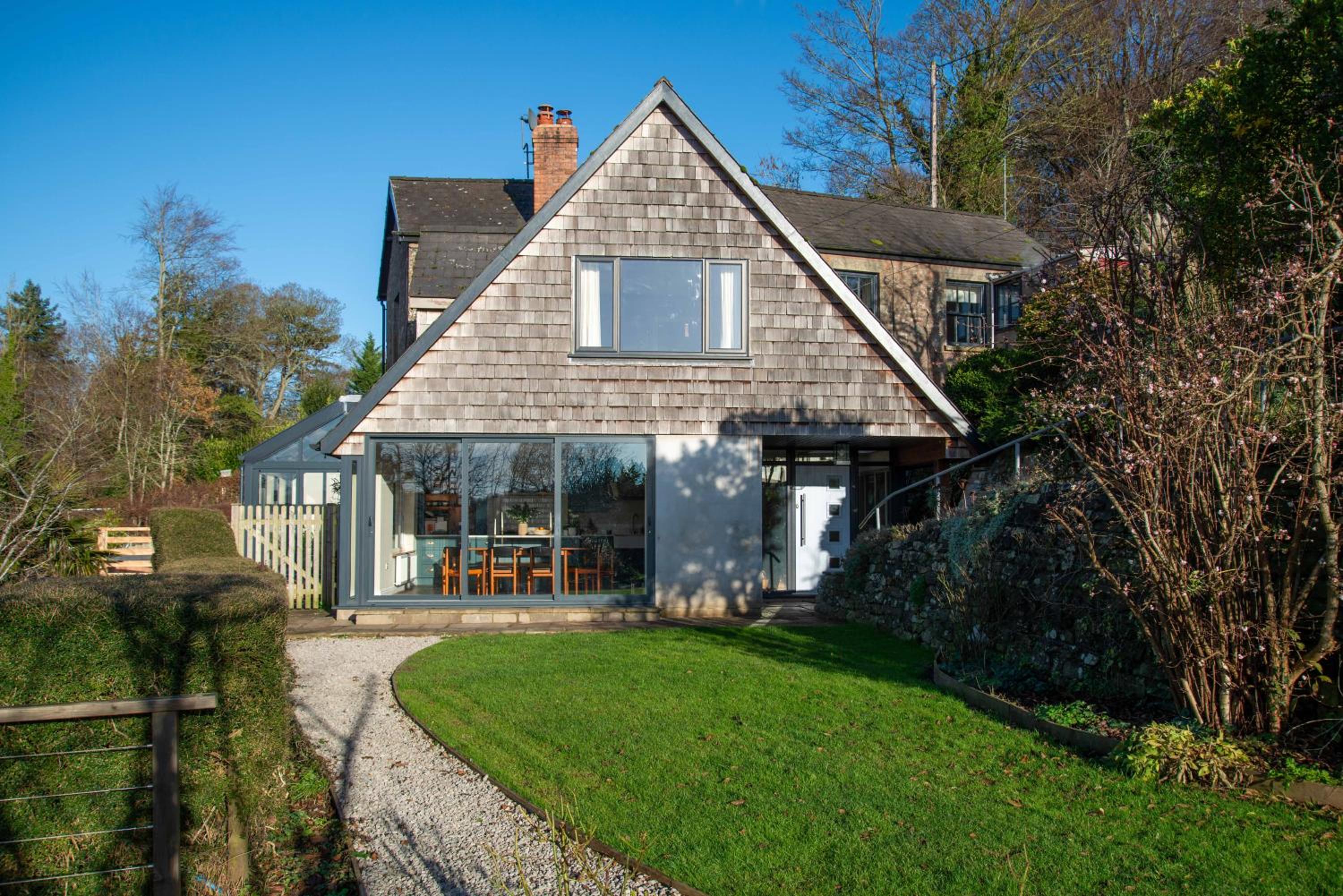 Tranquil 5-bed Spectacular Views
