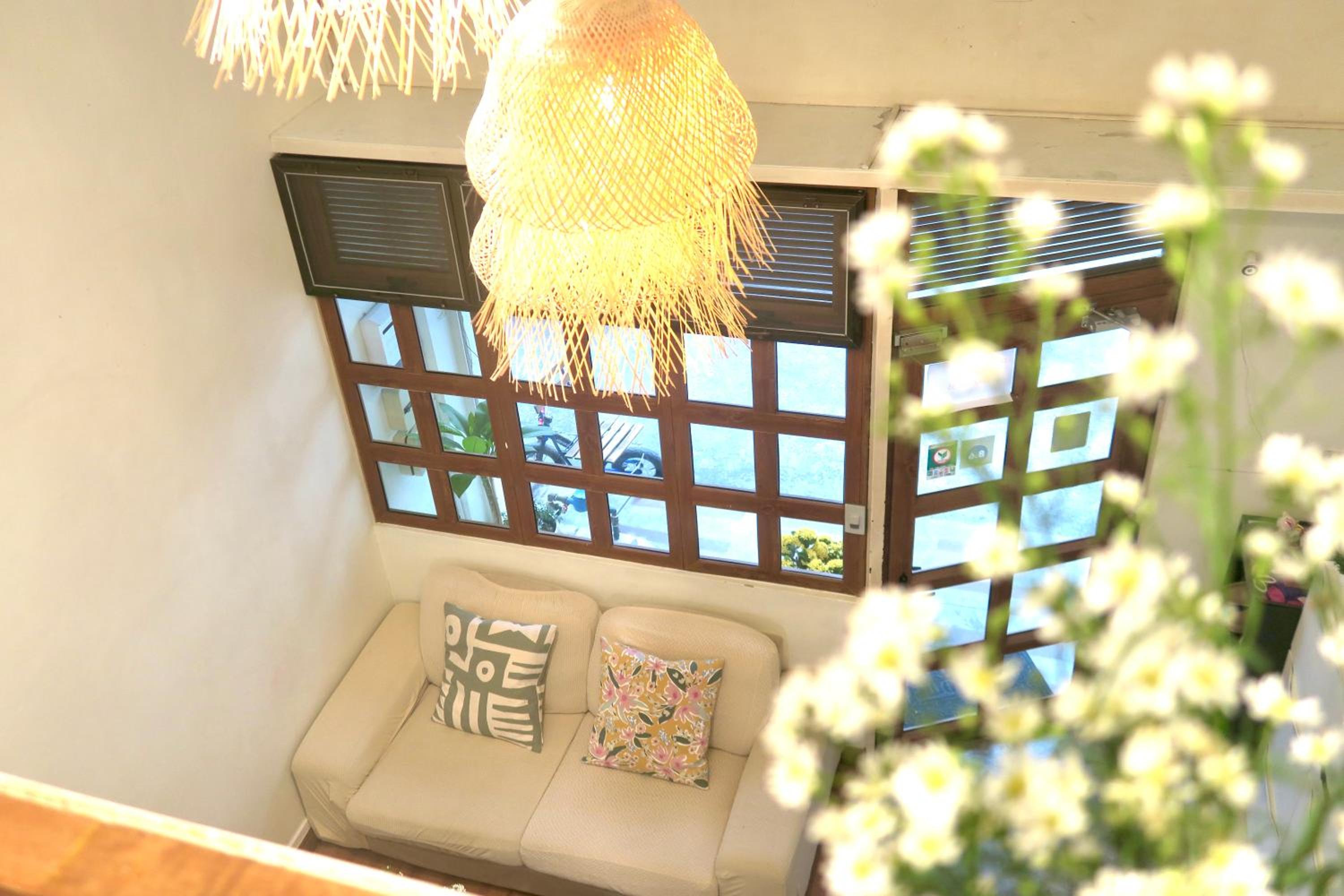 Les Fleurs Bangkok Hostel