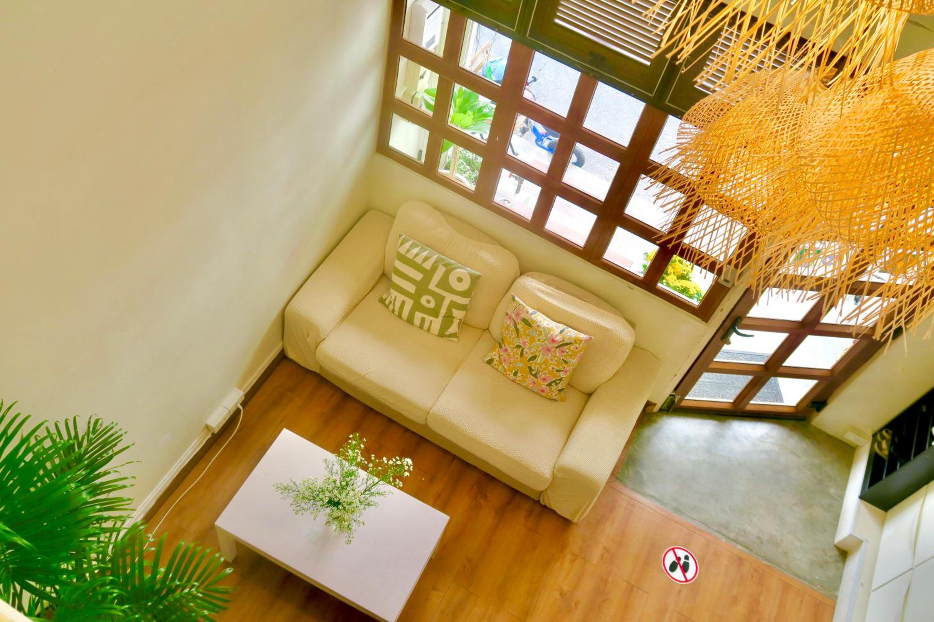 Les Fleurs Bangkok Hostel