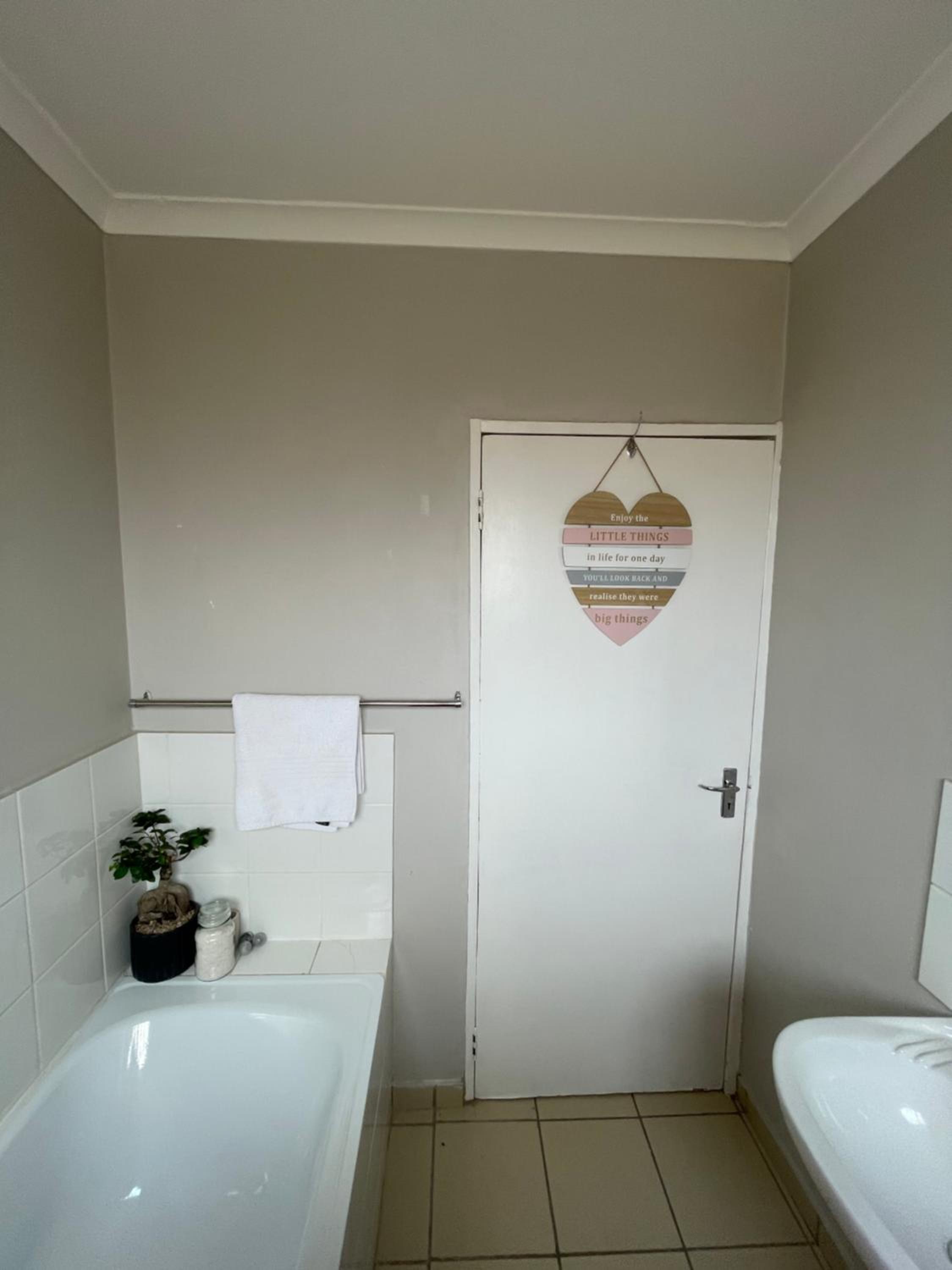 Lofty Living in Tsholofelo West-Gaborone - 1 bed