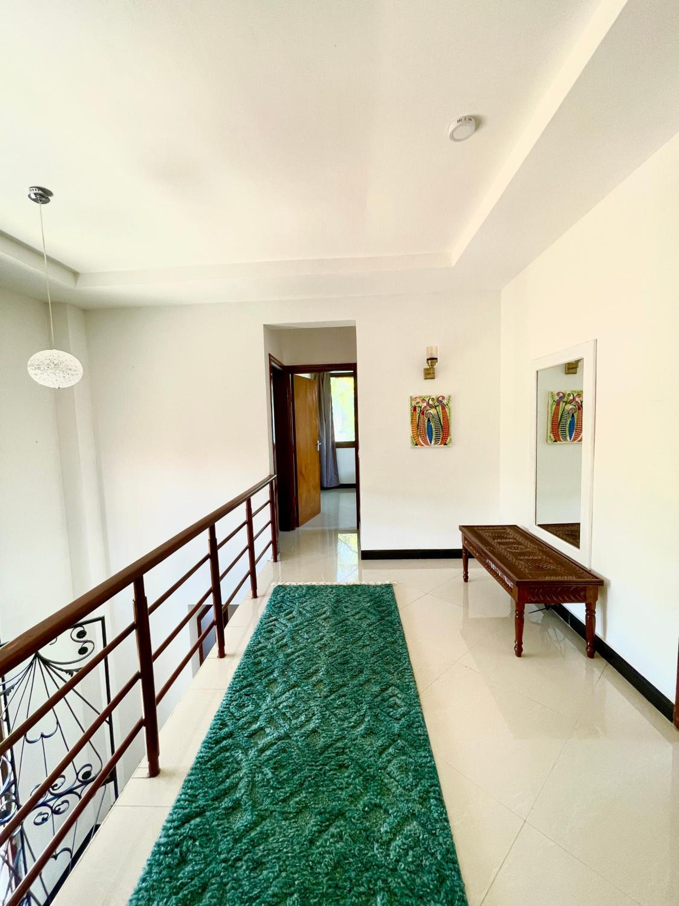 UARIDI Beach House view 5