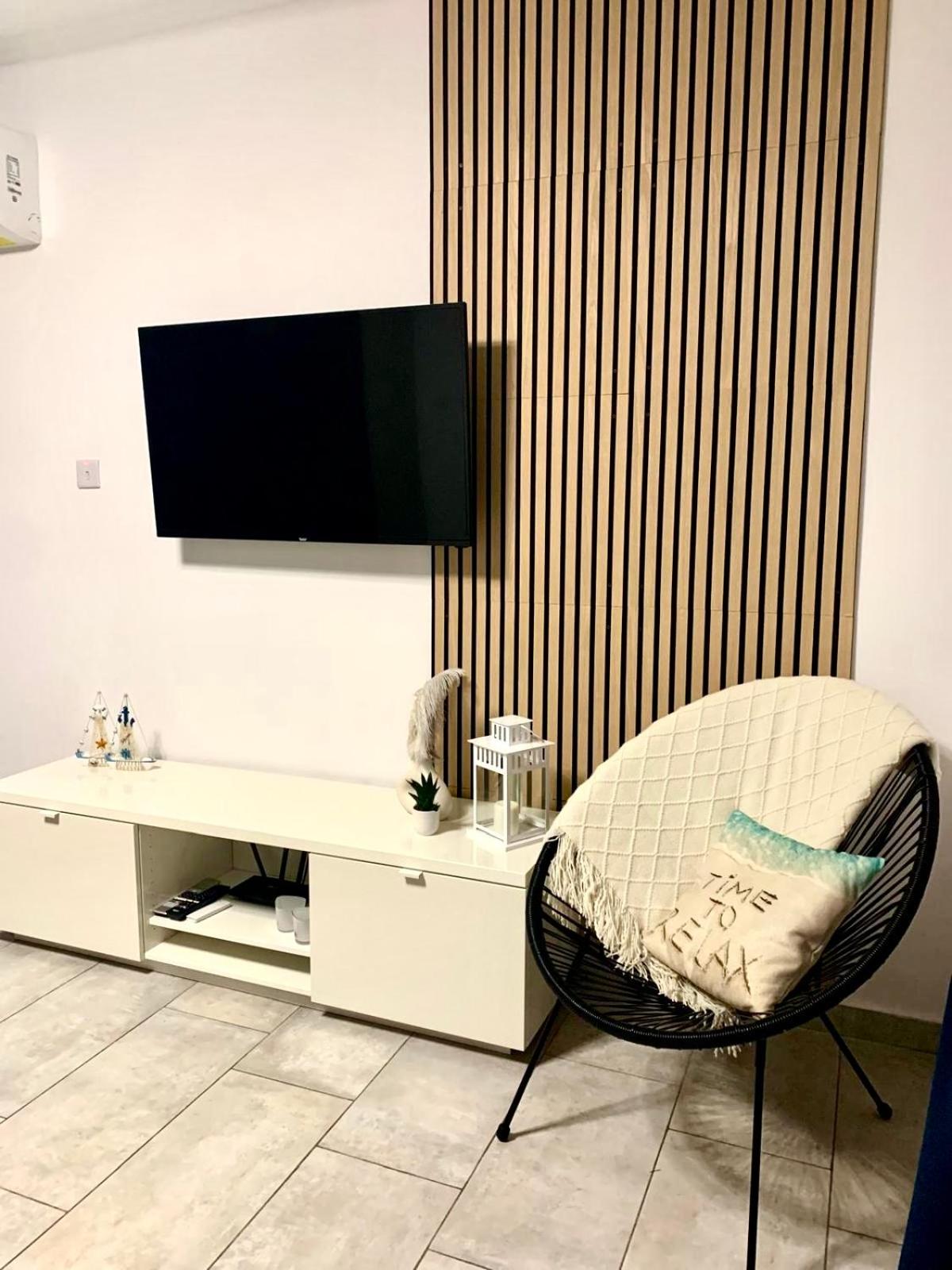 Nissi Golden Sands Apartment D01