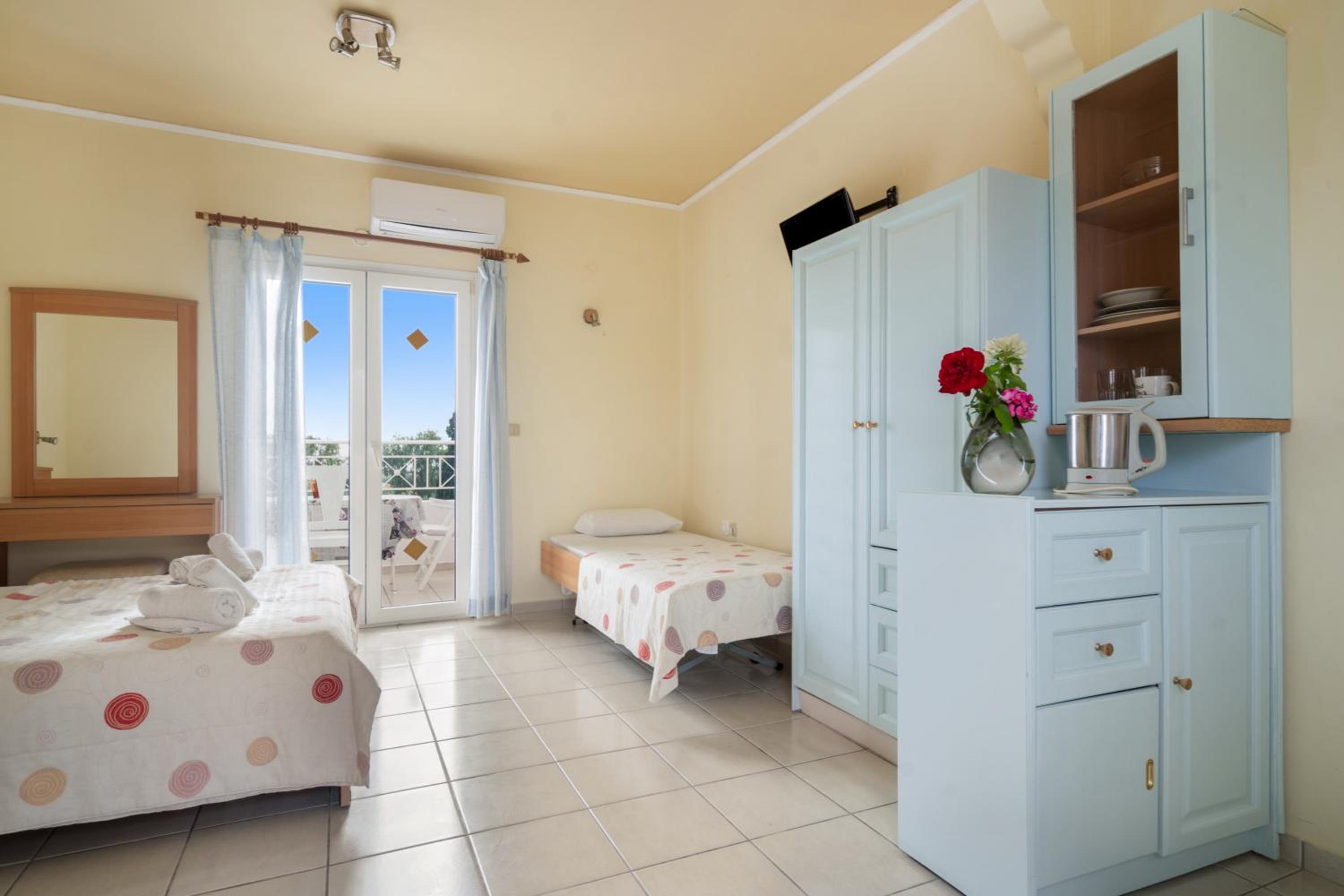 Helena Inn Kefalonia