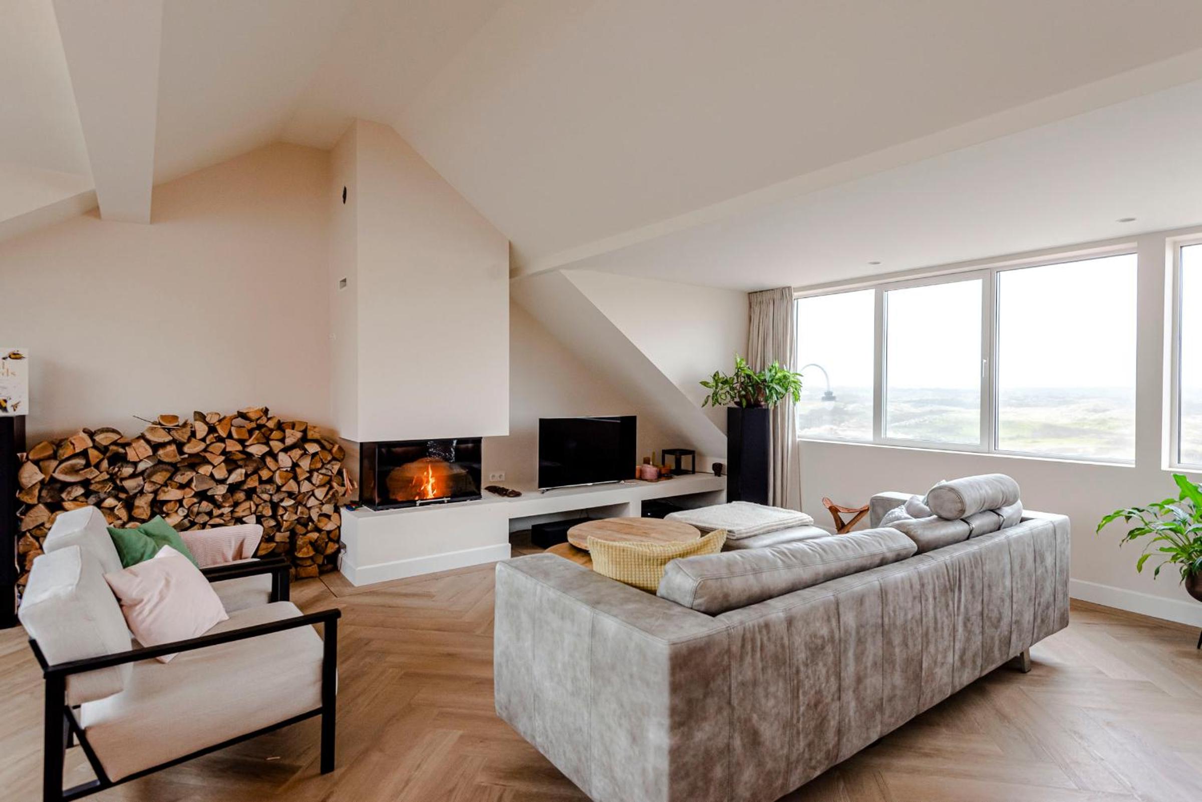 Dunefront Villa