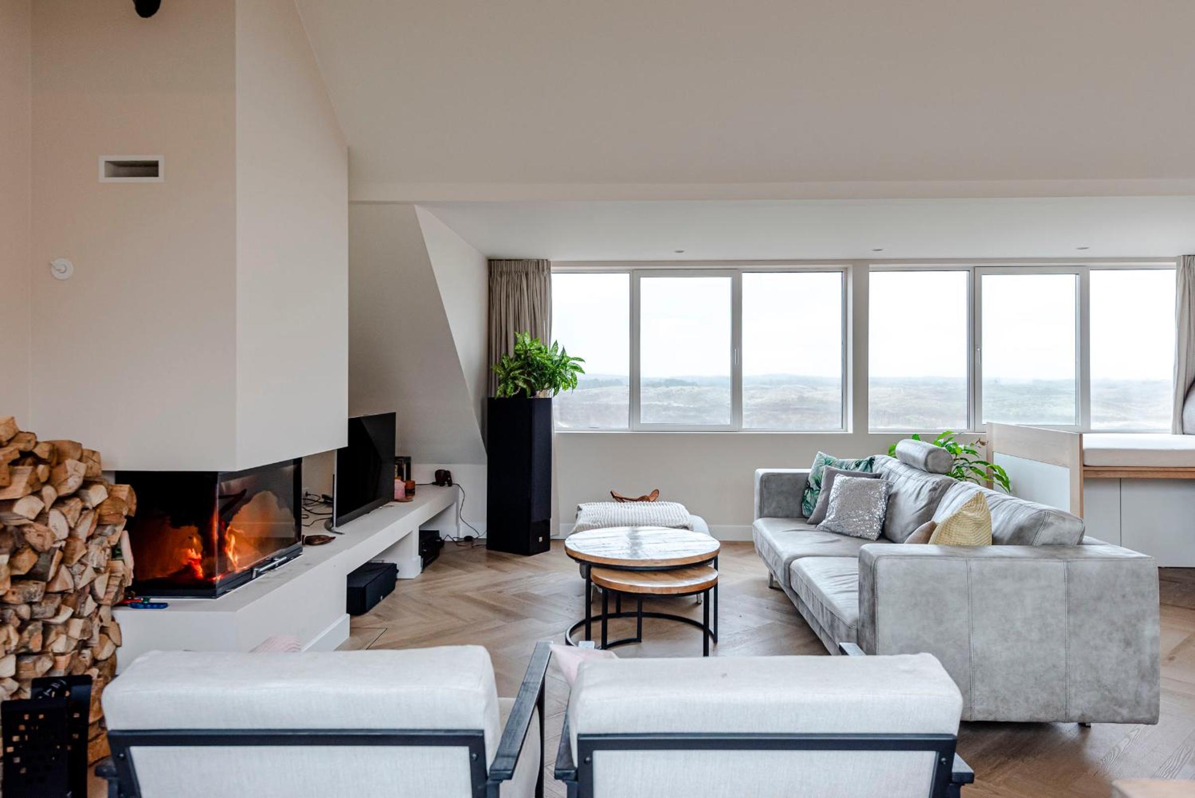 Dunefront Villa
