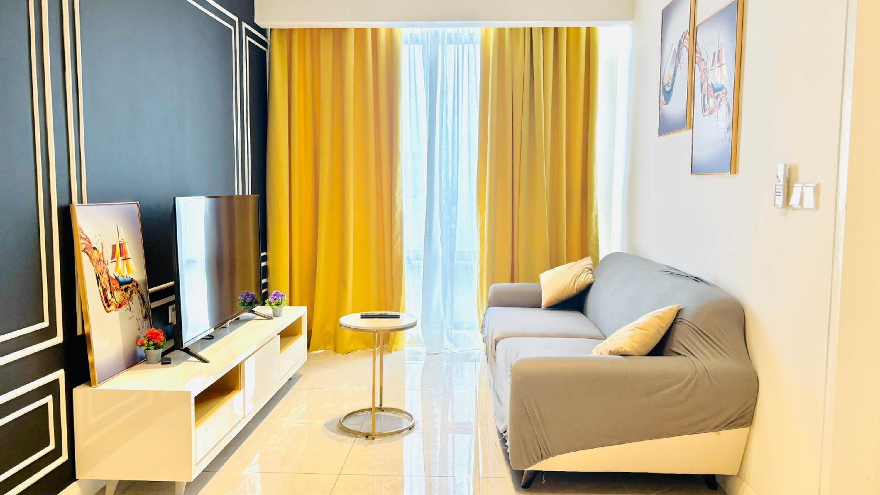 Luxury Suites At Axon Residence