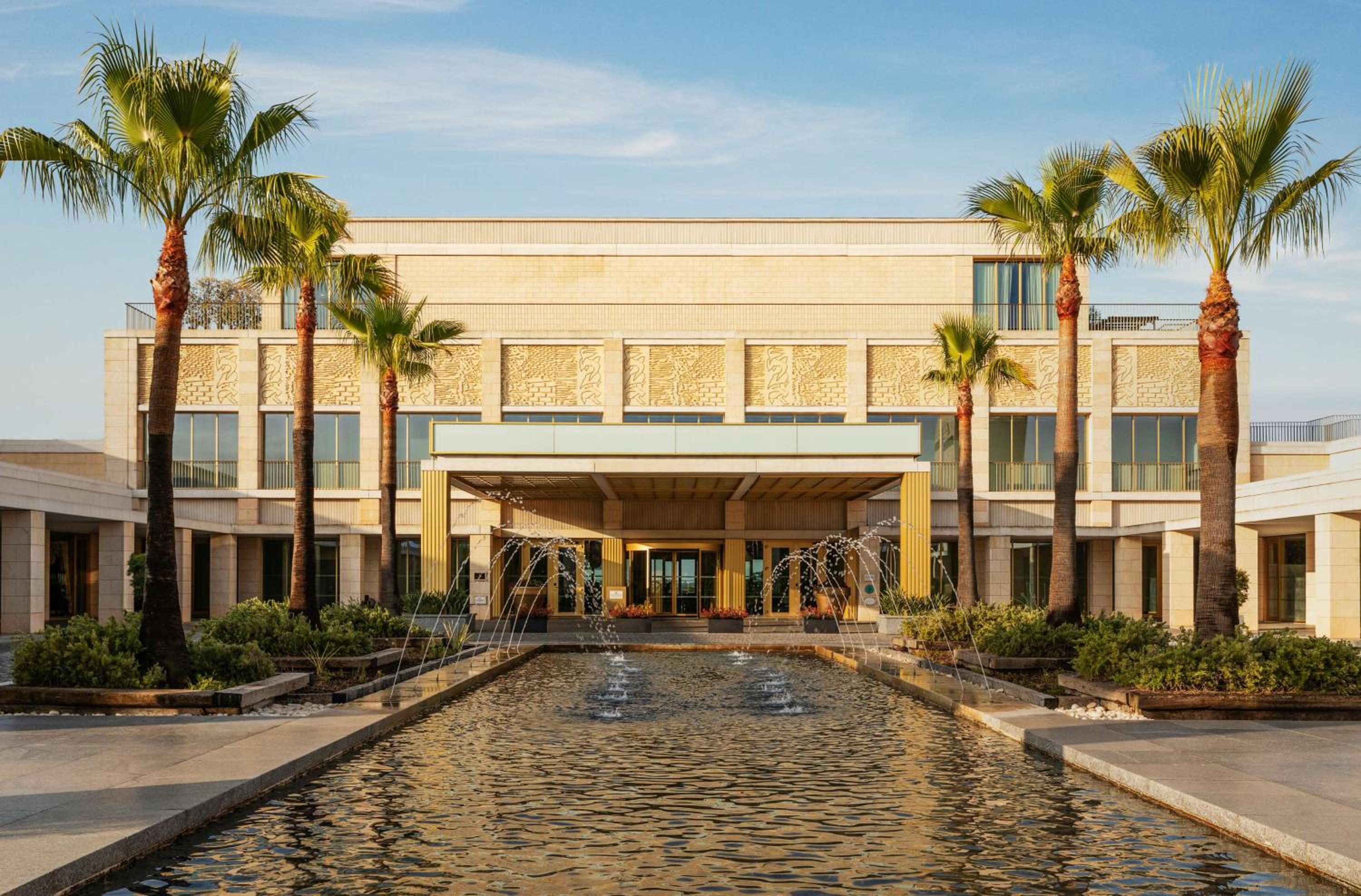 Hotel Anantara Vilamoura Algarve Resort - Image 1