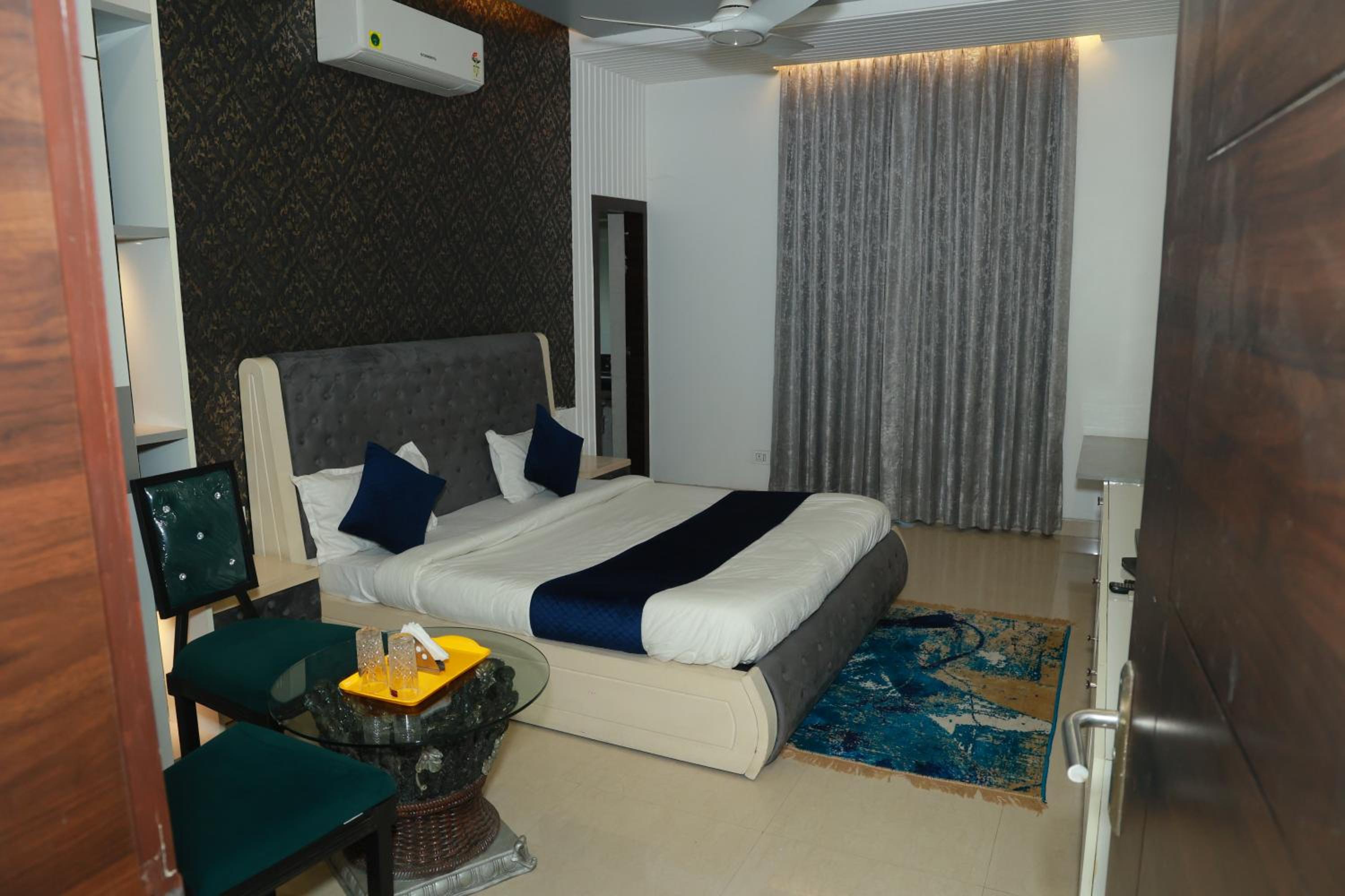 Aravali Residency