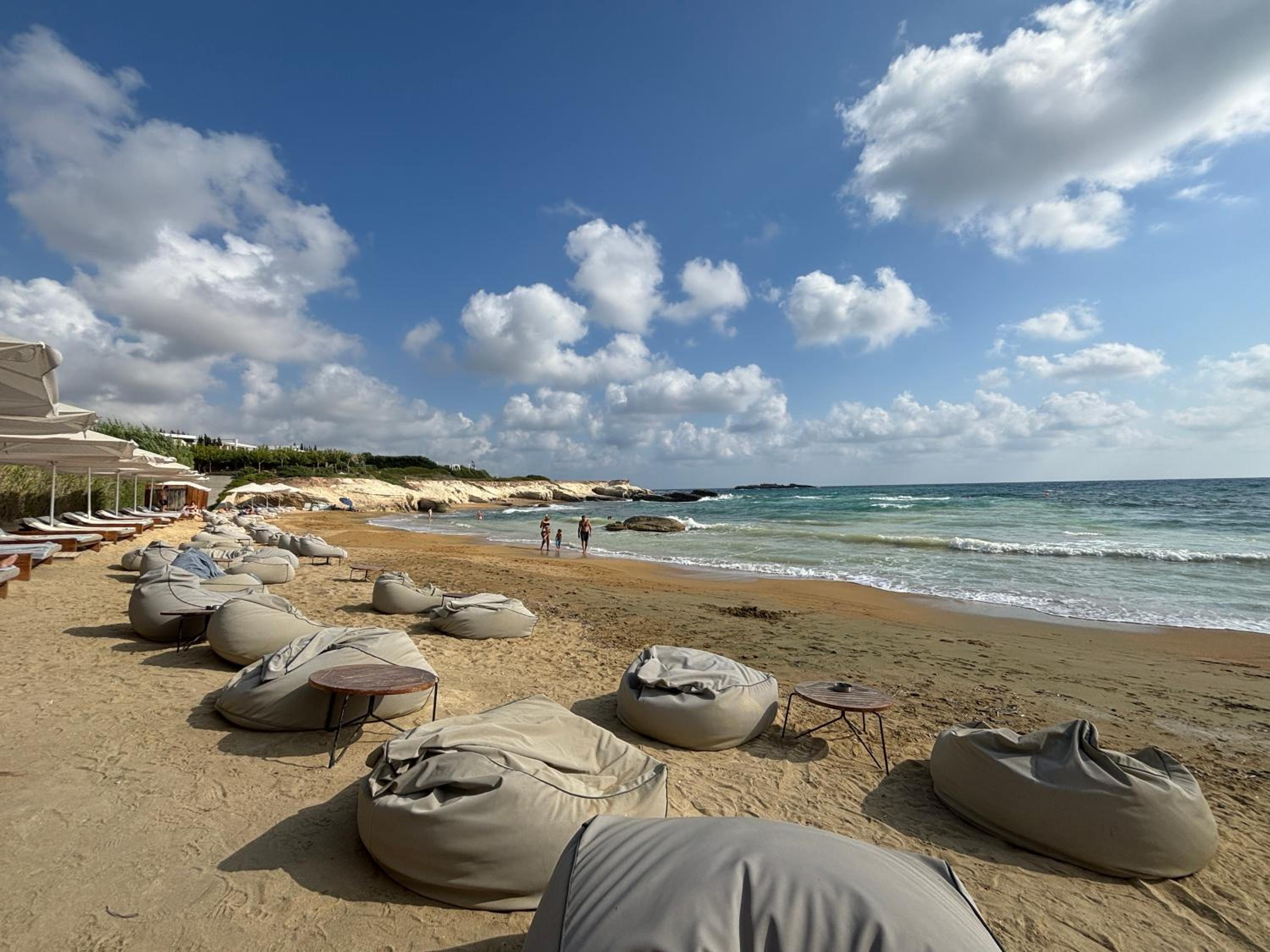 Eden Serenity 1B, Paphos, Pool