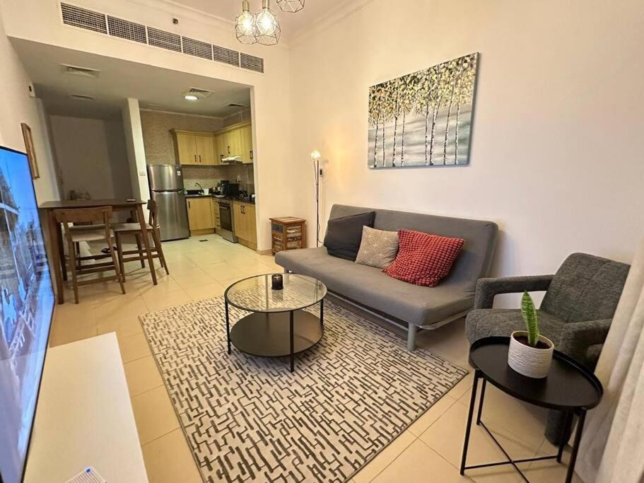 Urban Cozy 1BR apartment with Canal view - Free parking