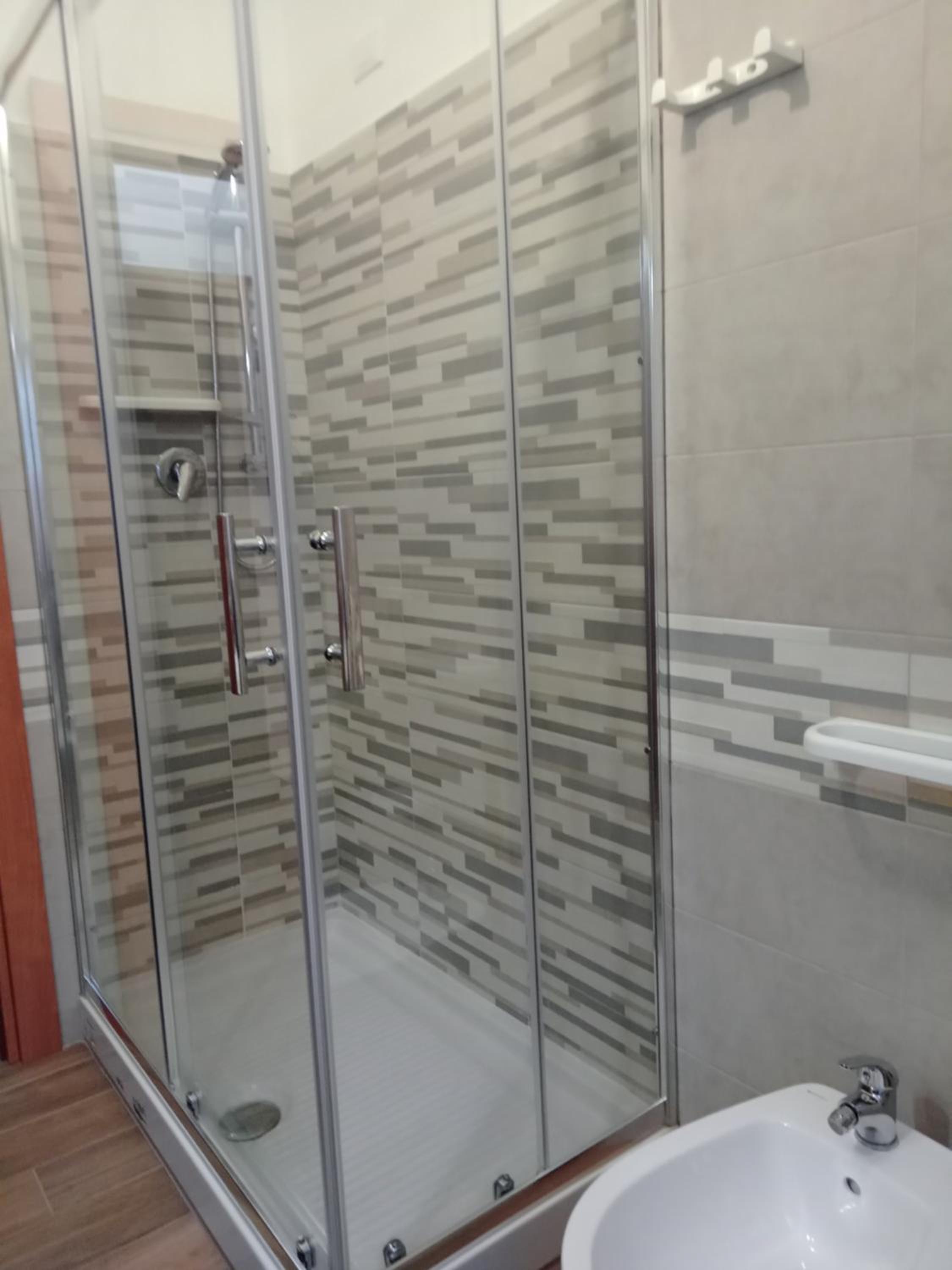 Casa gatta rossa orange cat house photo 4