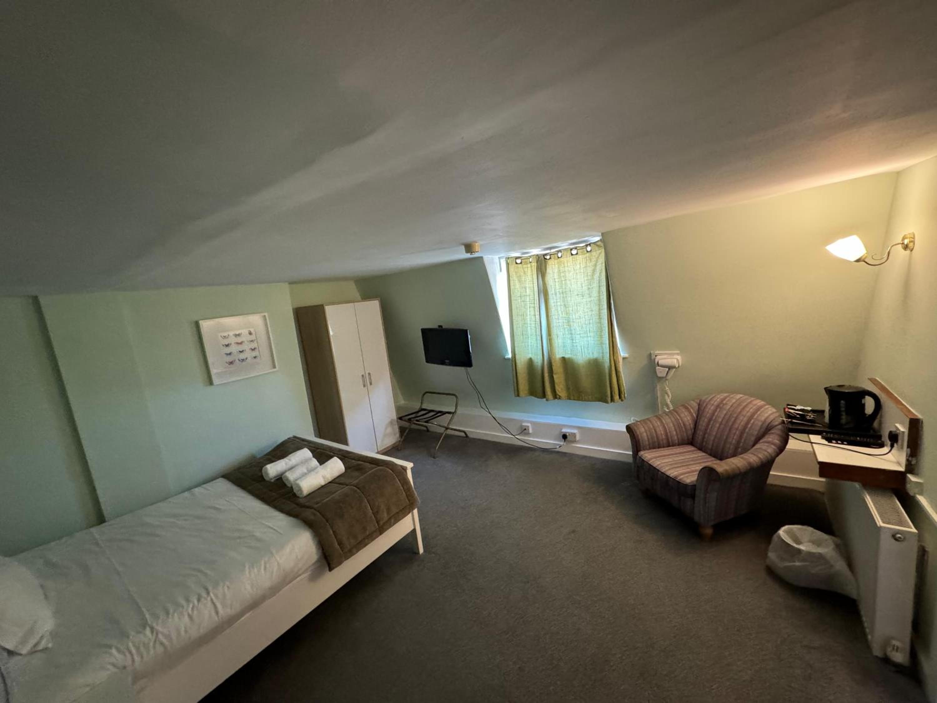 The George Hotel