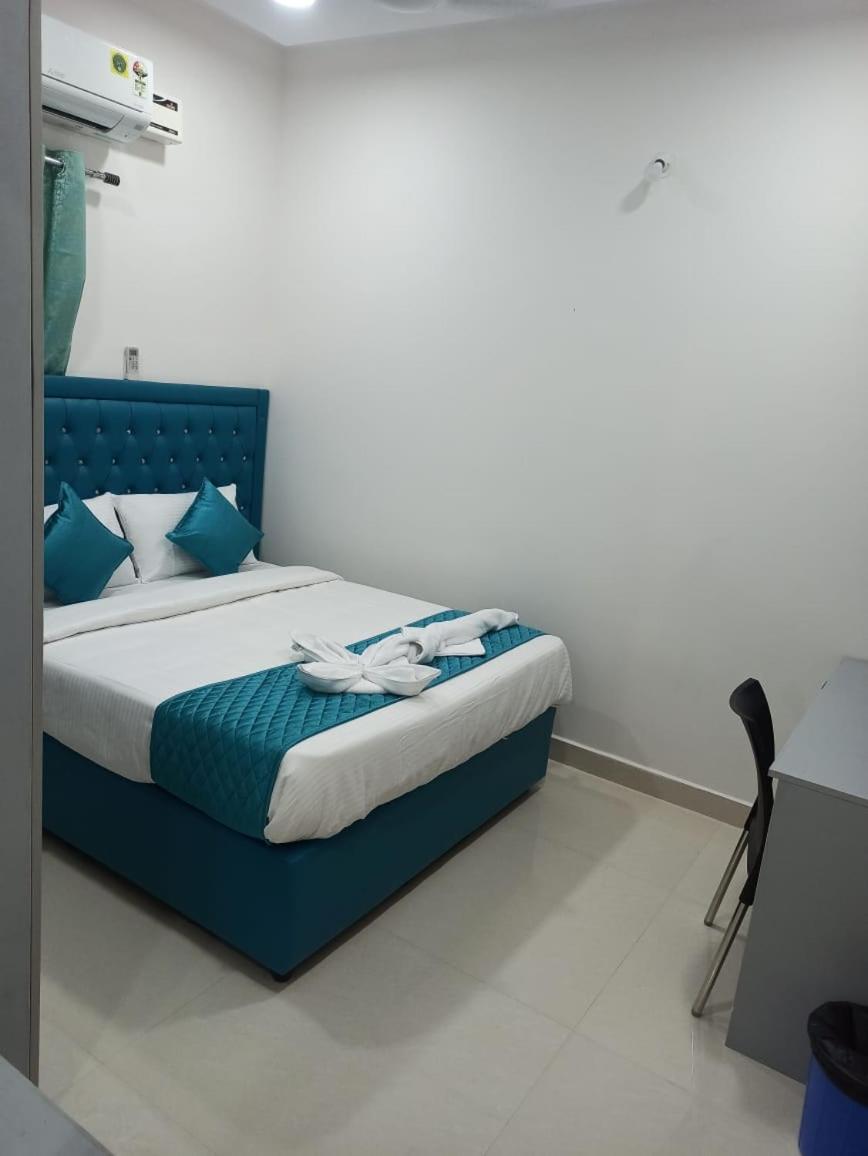 Mythri Retreat Service Apartments