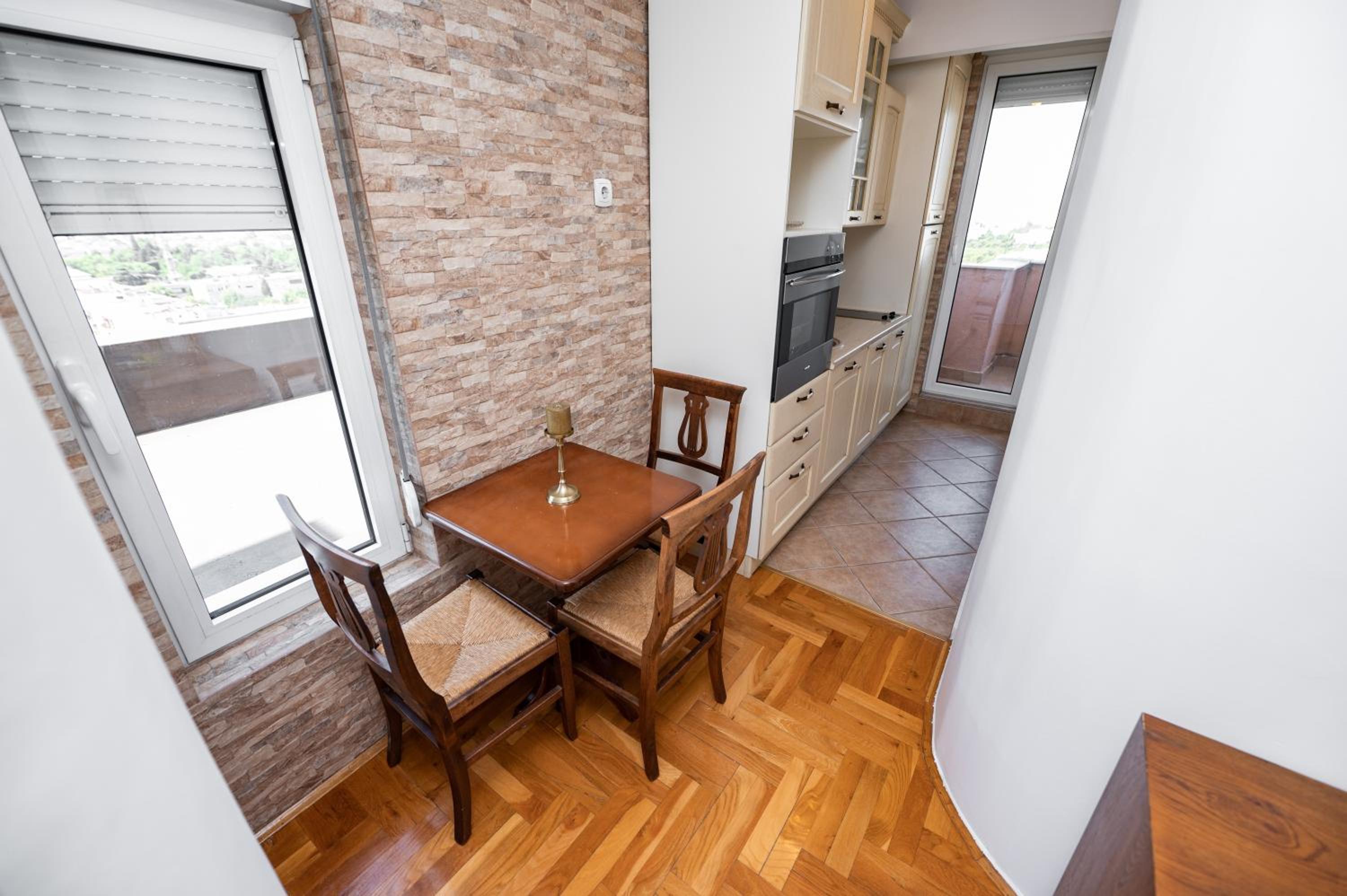 Sky Center Apartment