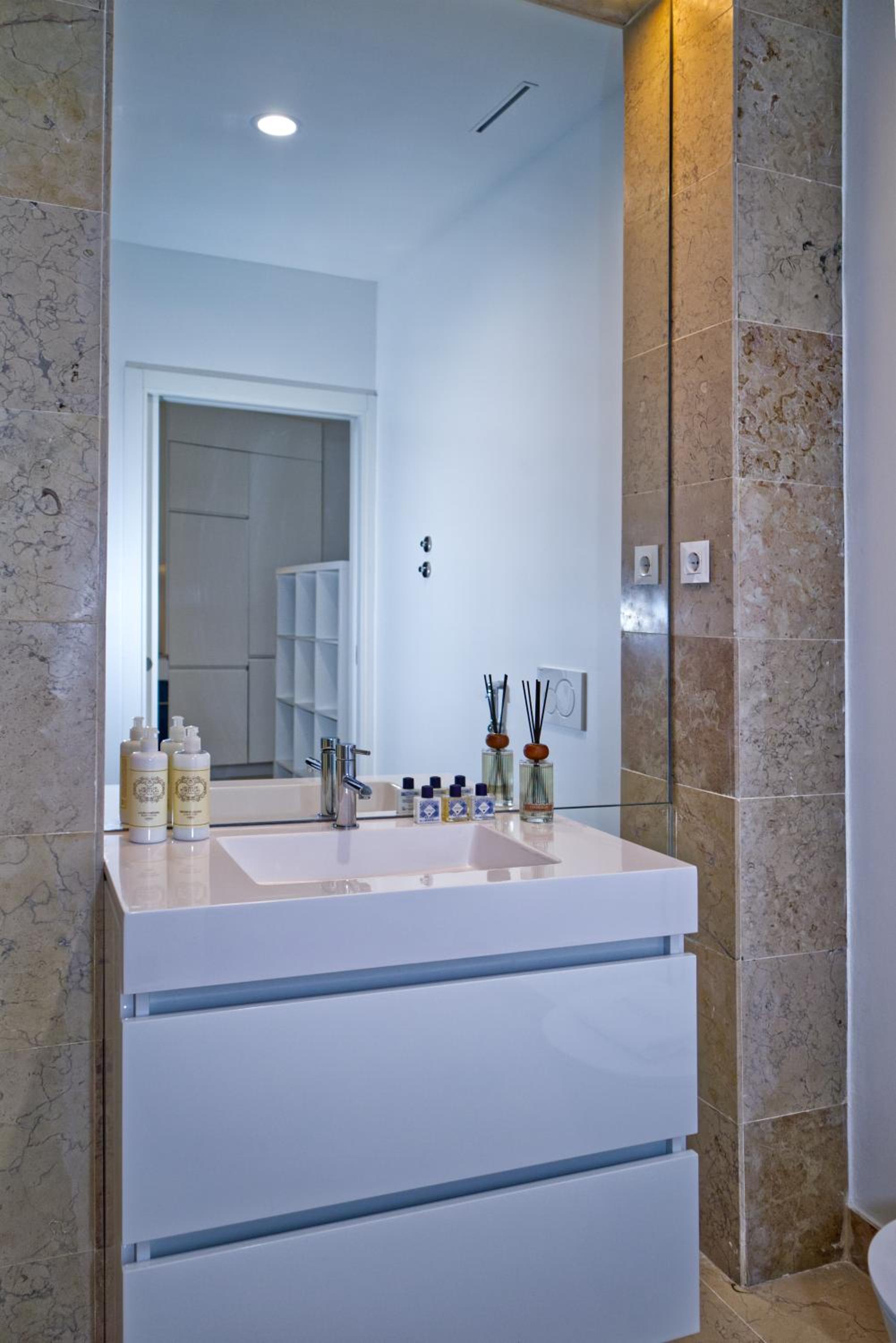 InLoveApartments - Luxury in Alfama photo 4
