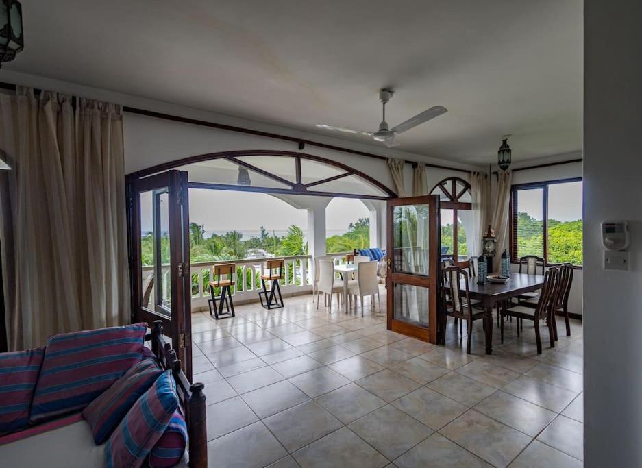 Seaview Serviced Two Bedroom Apt Lantana Resort, Diani South Road