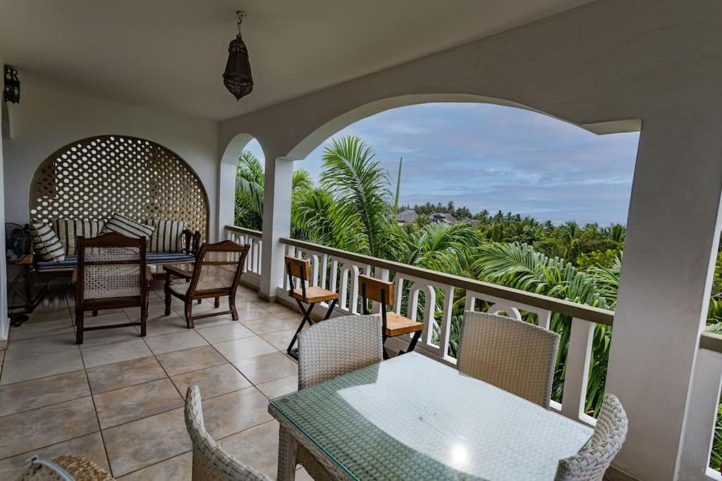 Seaview Serviced Two Bedroom Apt Lantana Resort, Diani South Road